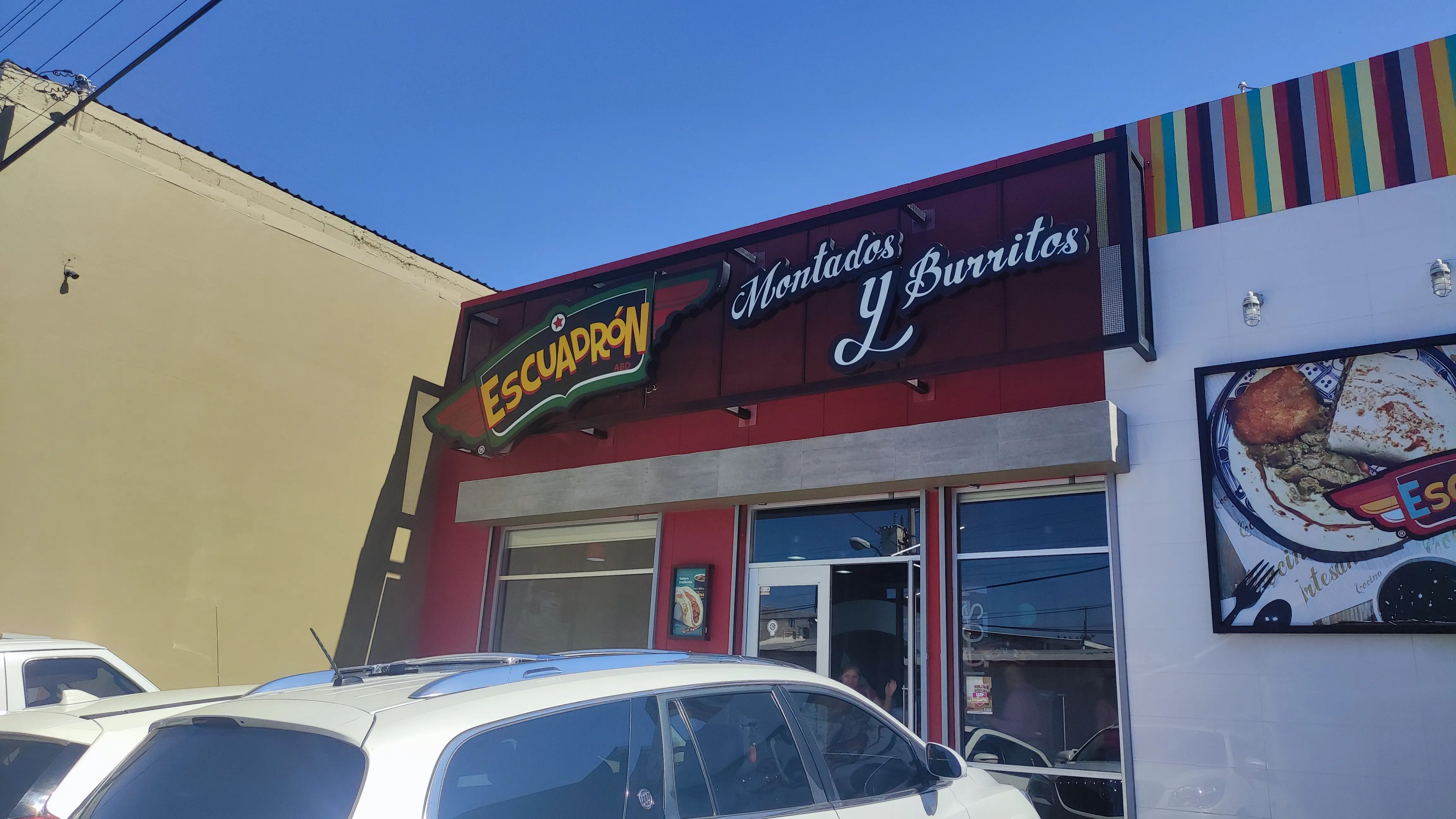 Escuadrón Montados Centro image 3