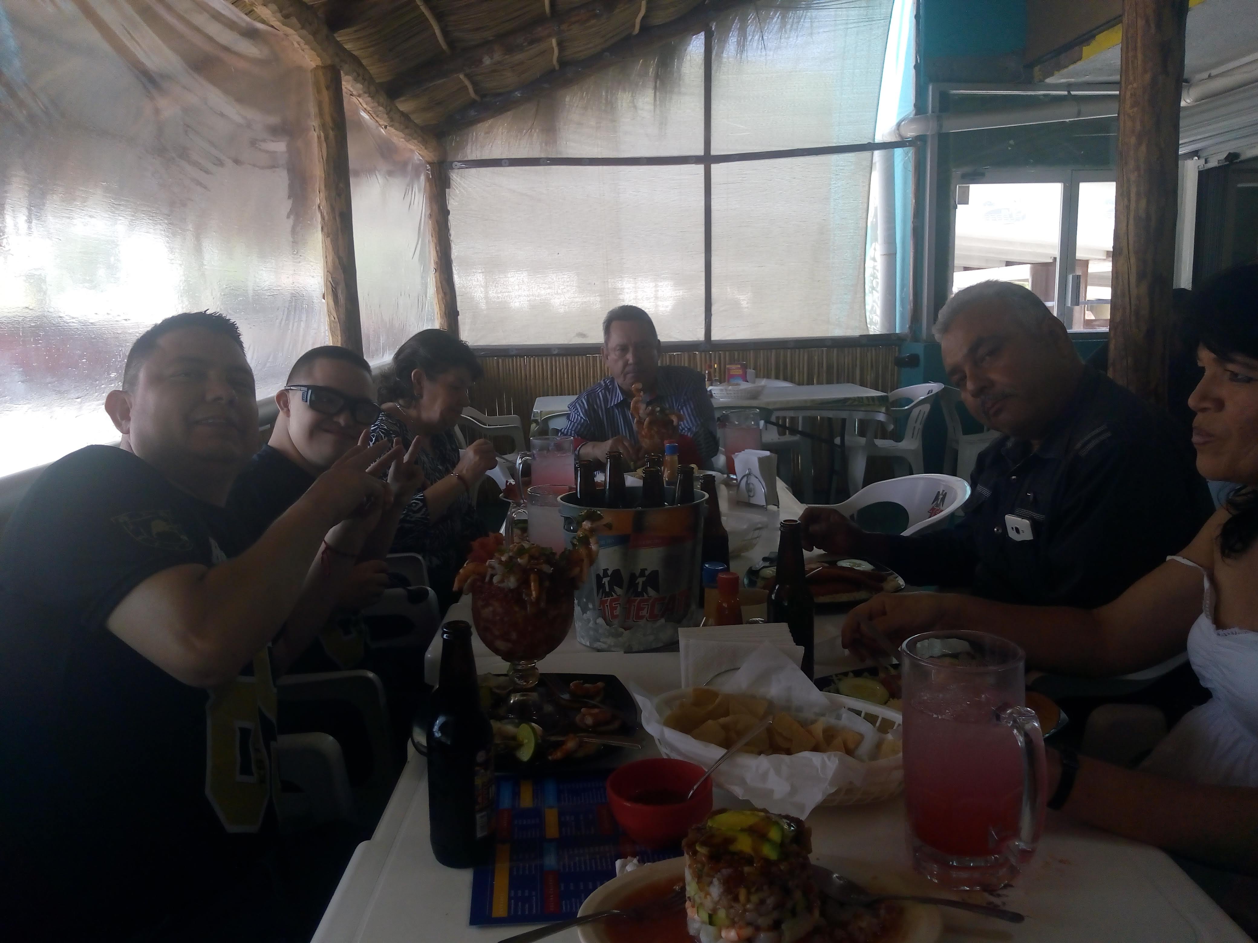 Mariscos Los Plebes image 8