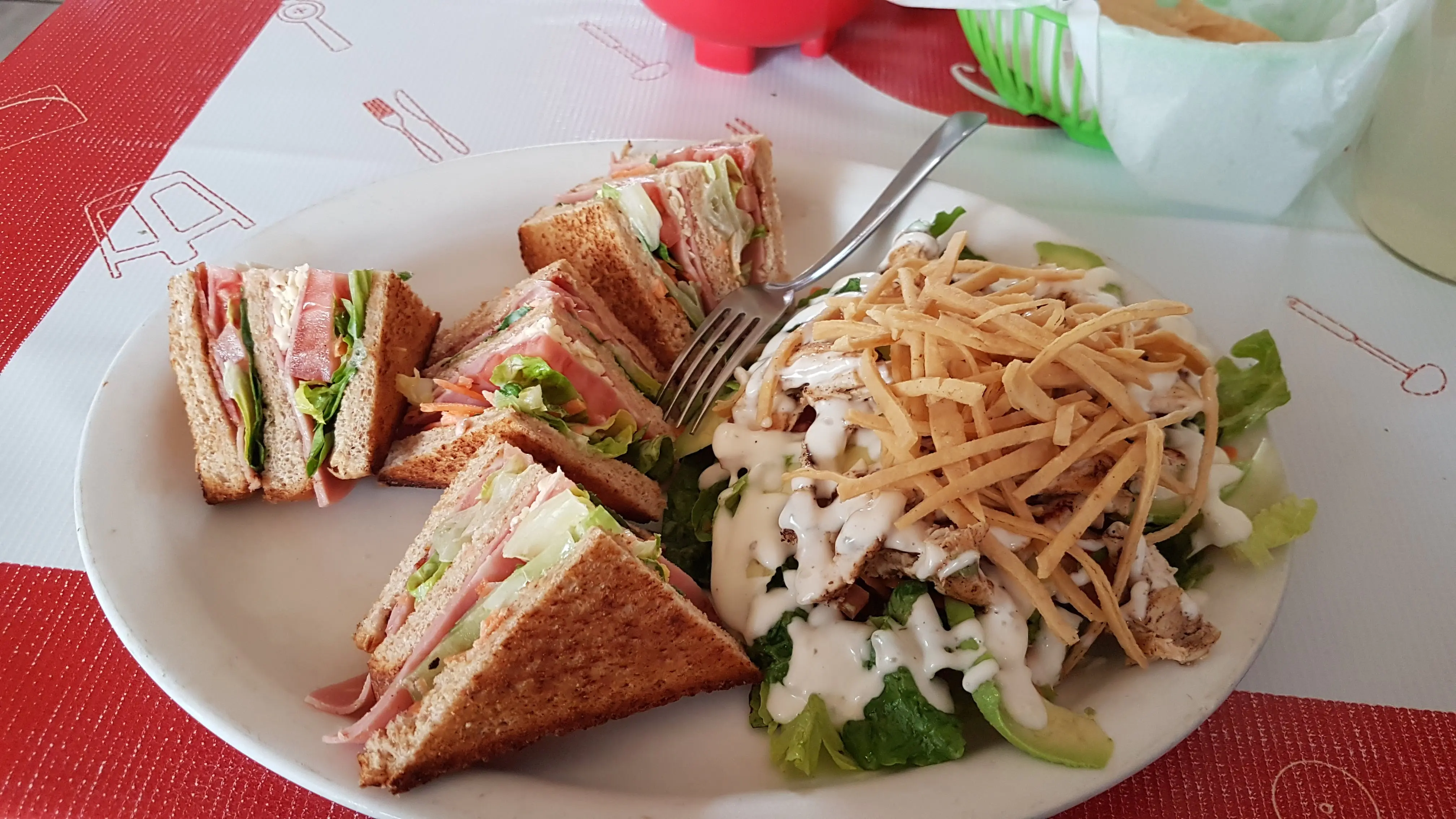 Mariano's Cortes, Tacos y Ensaladas image 2