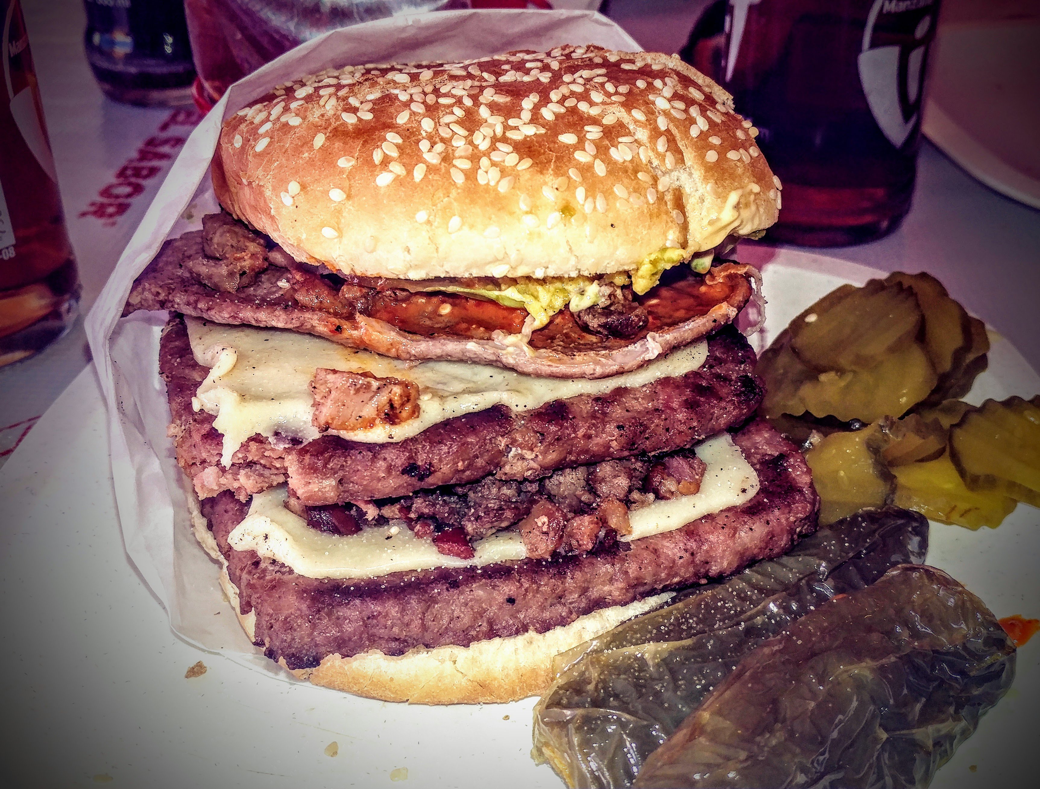 El Cabus Burgers image 6