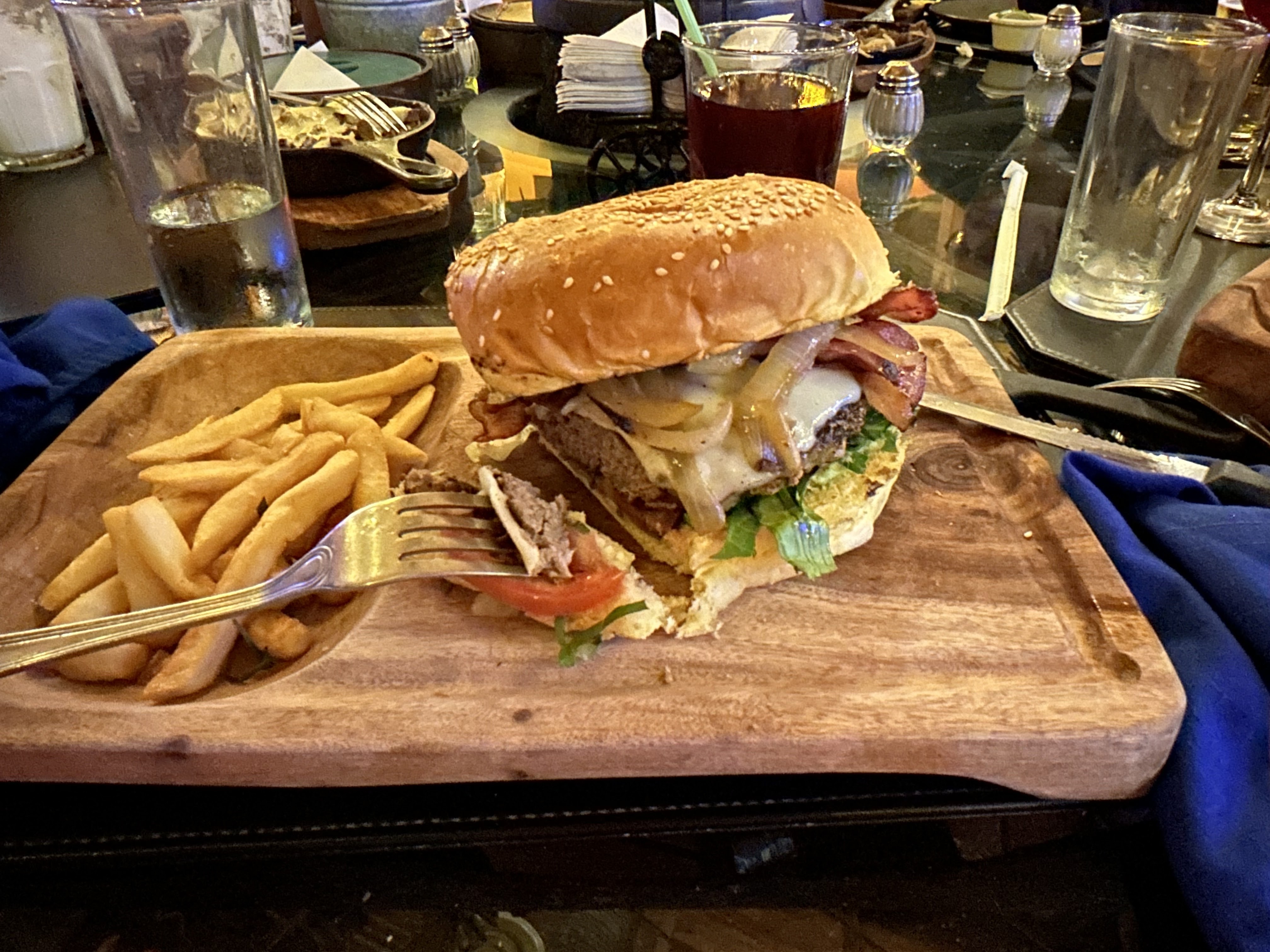 Holy Cow! Burger & Beer Joint image 5