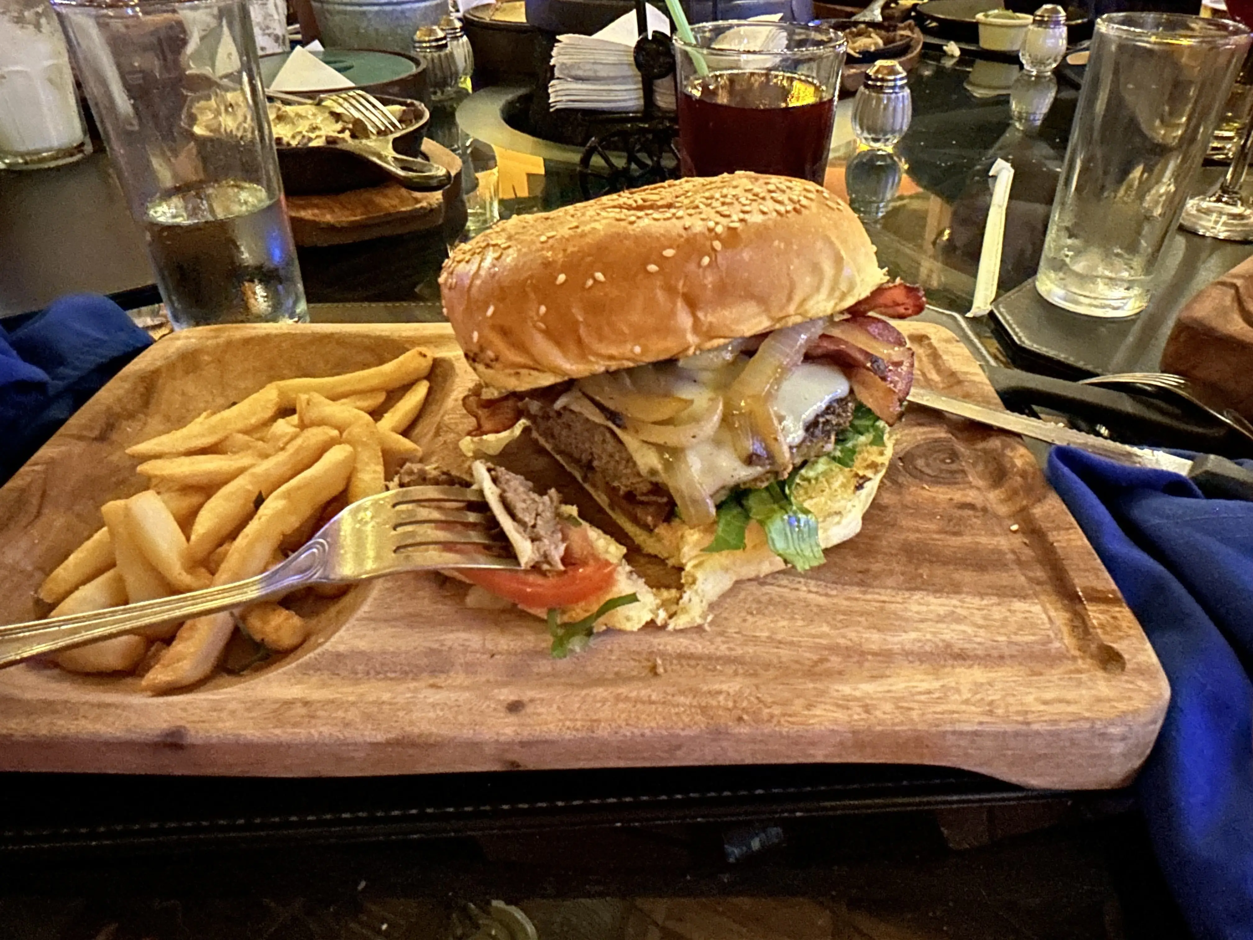 Holy Cow! Burger & Beer Joint image 5