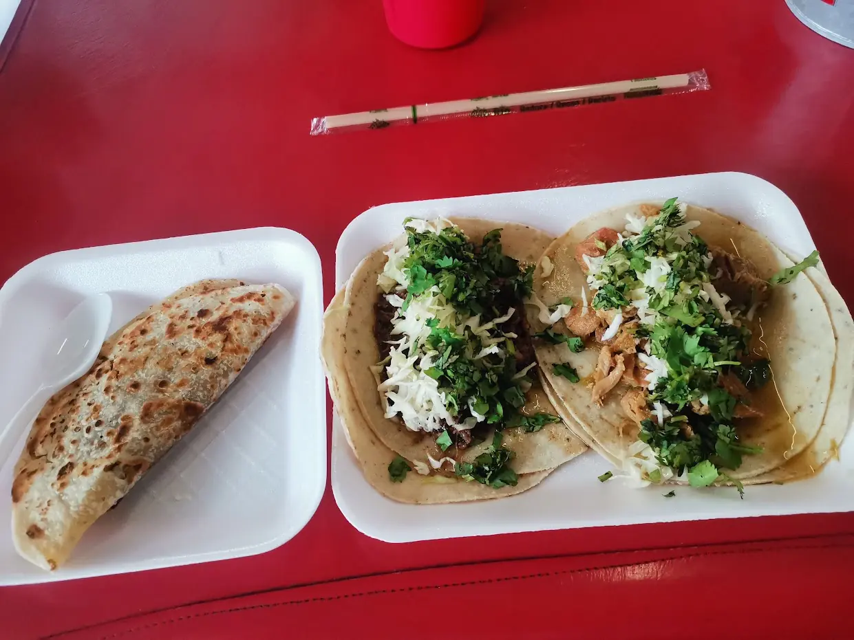 Taquerías El Chino image 4