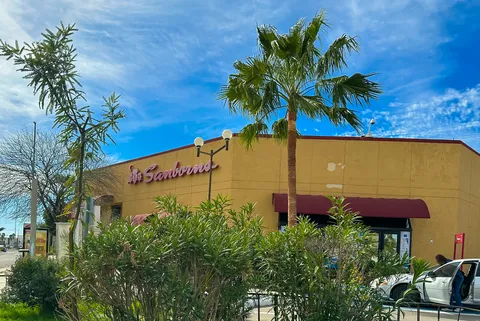 Sanborns image 1