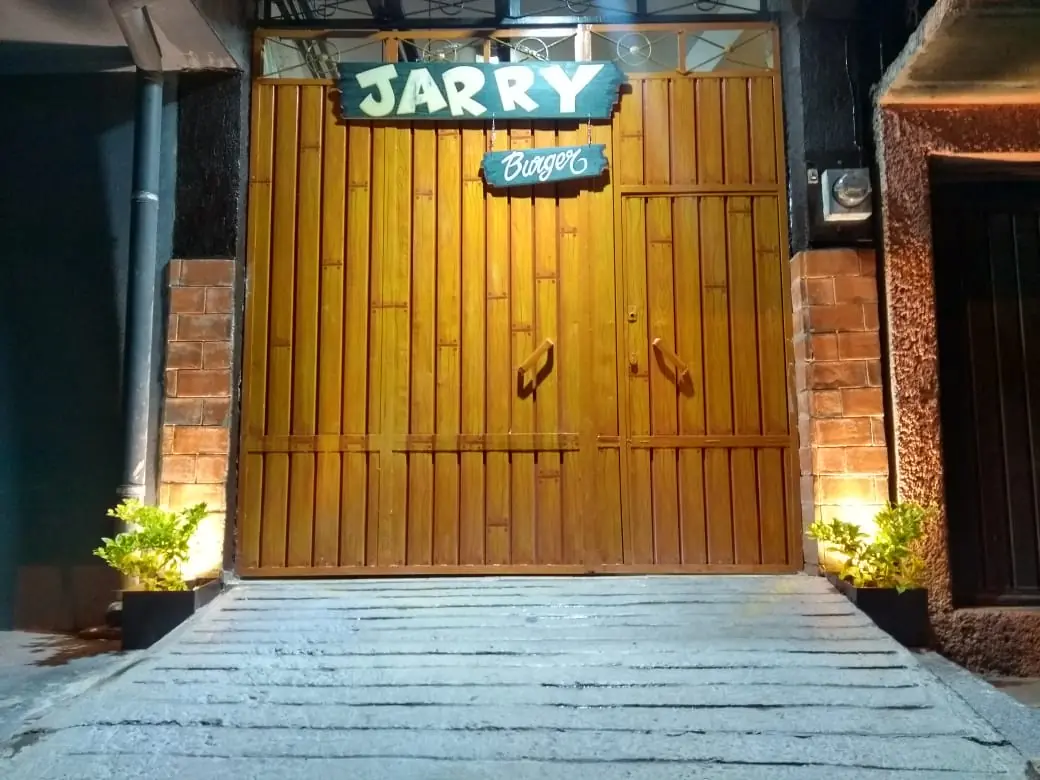 Jarry Burger al carbon image 1