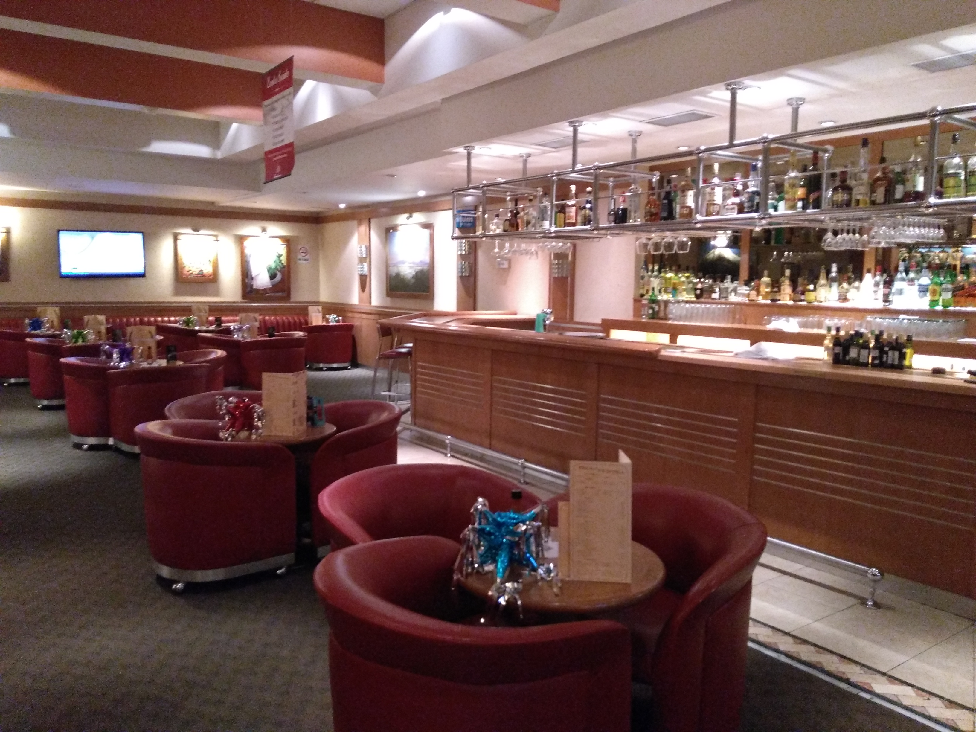 Sanborns Los Reyes | Restaurante, Tienda y Farmacia image 8