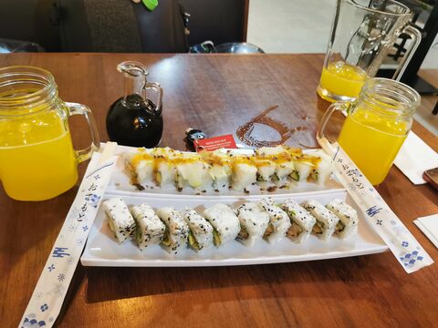 KINGU SUSHI image 2