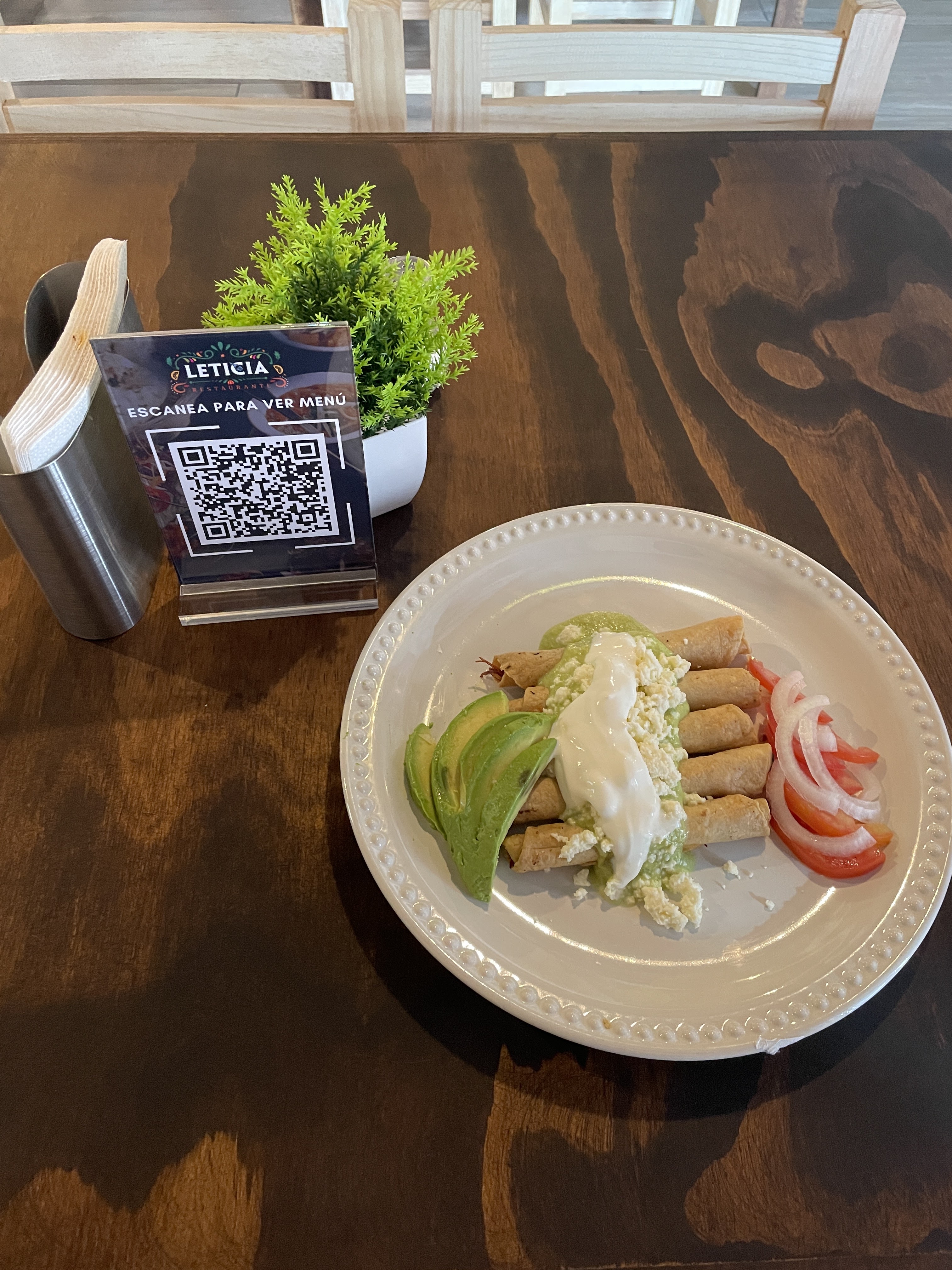 Leticia Restaurante image 6