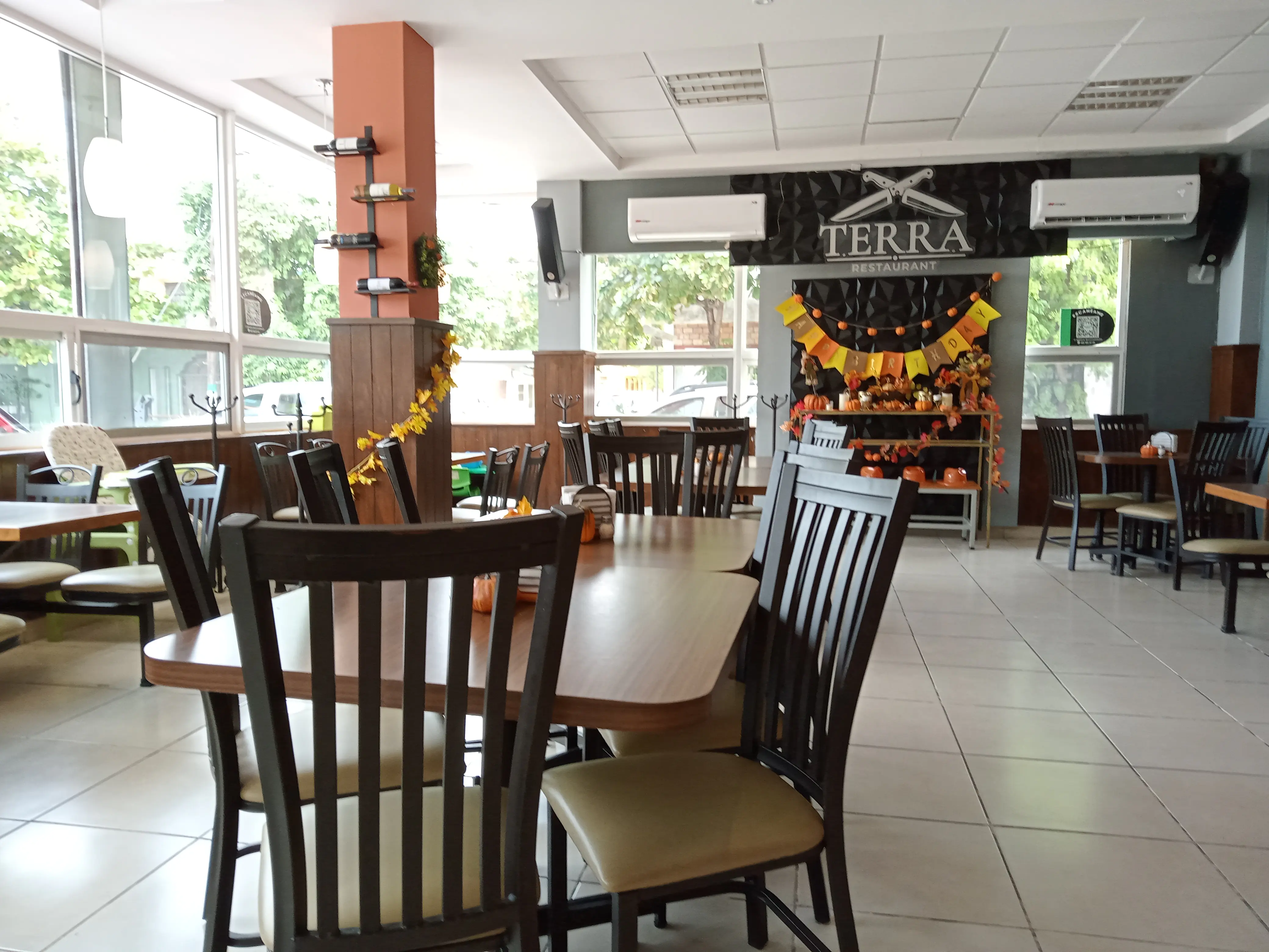 Terra Restaurant image 4