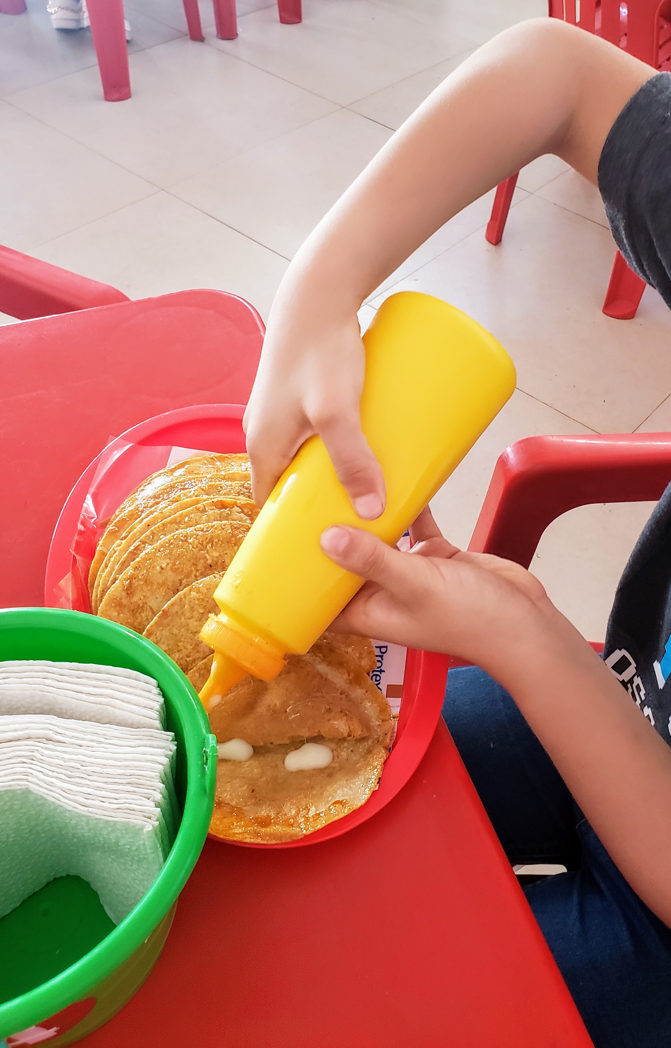 "La Guera" Tacos Rojos image 8