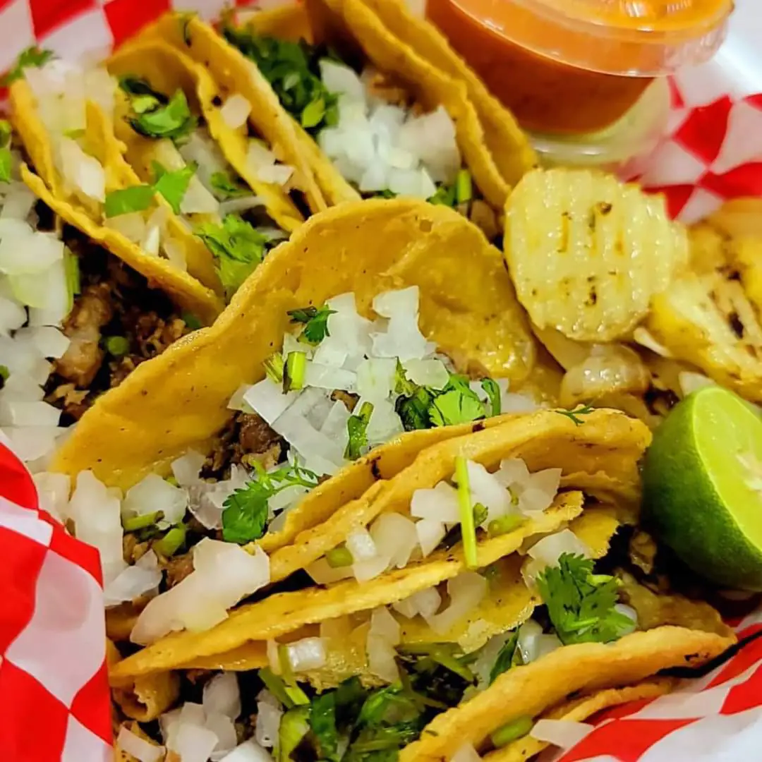 TACOS LA TILLITA image 3