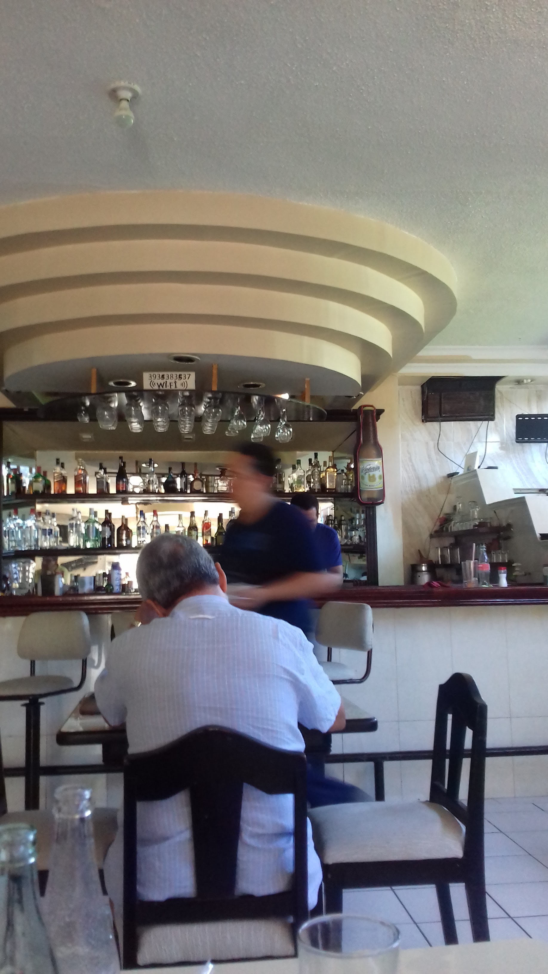 Restaurant Pique´s Bar image 5