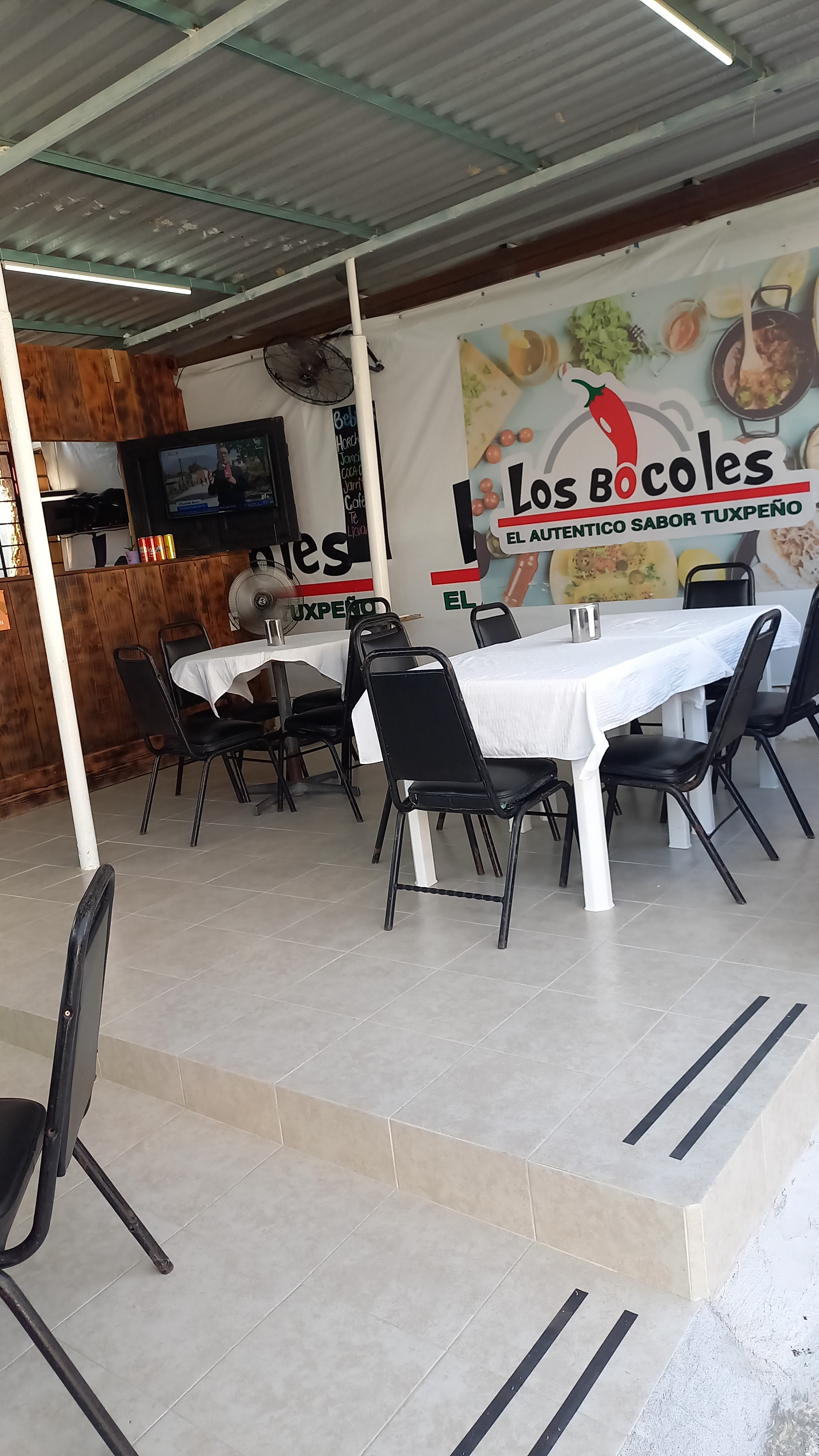 RESTAURANTE LOS BOCOLES image 1