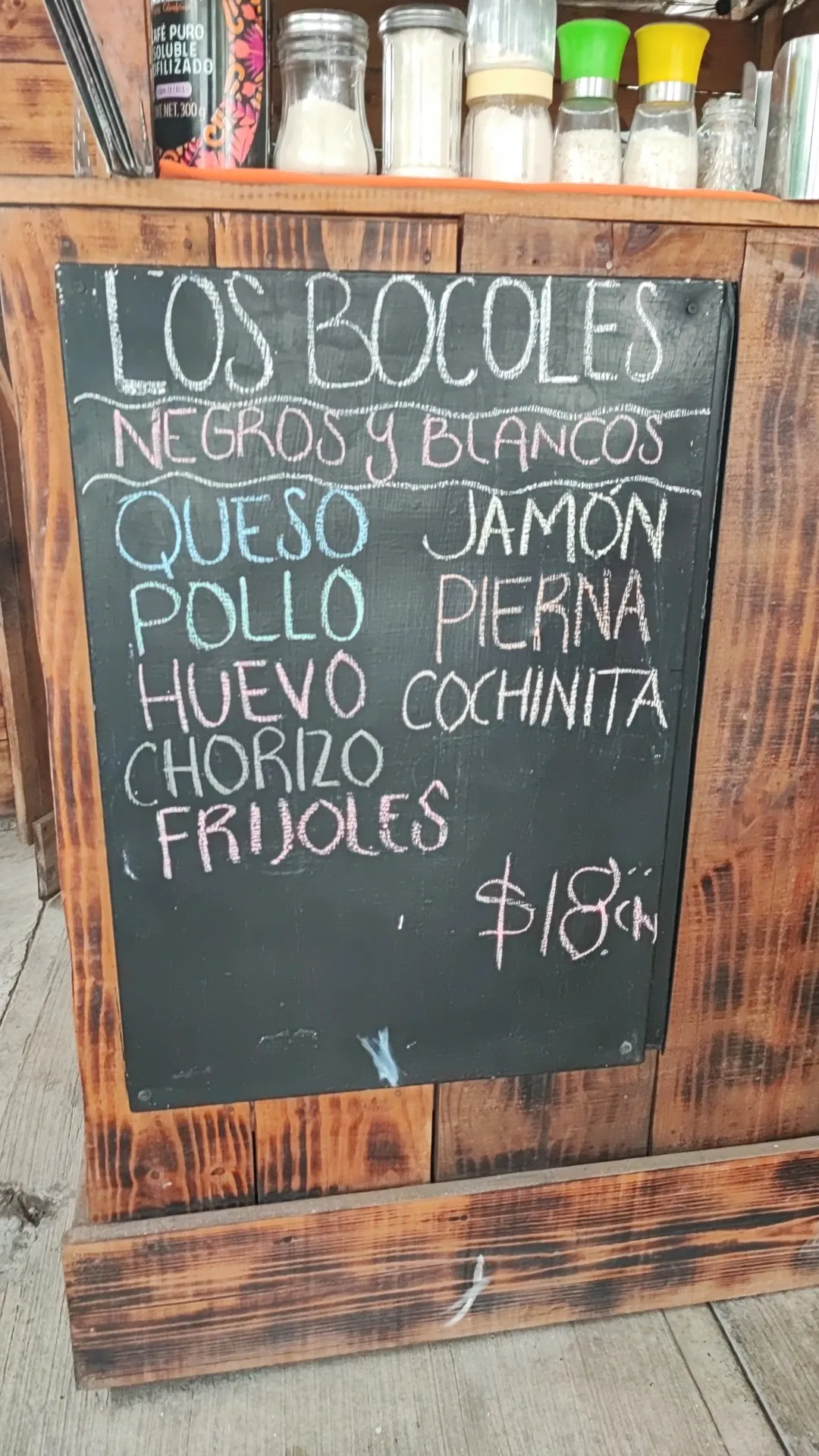 RESTAURANTE LOS BOCOLES image 8