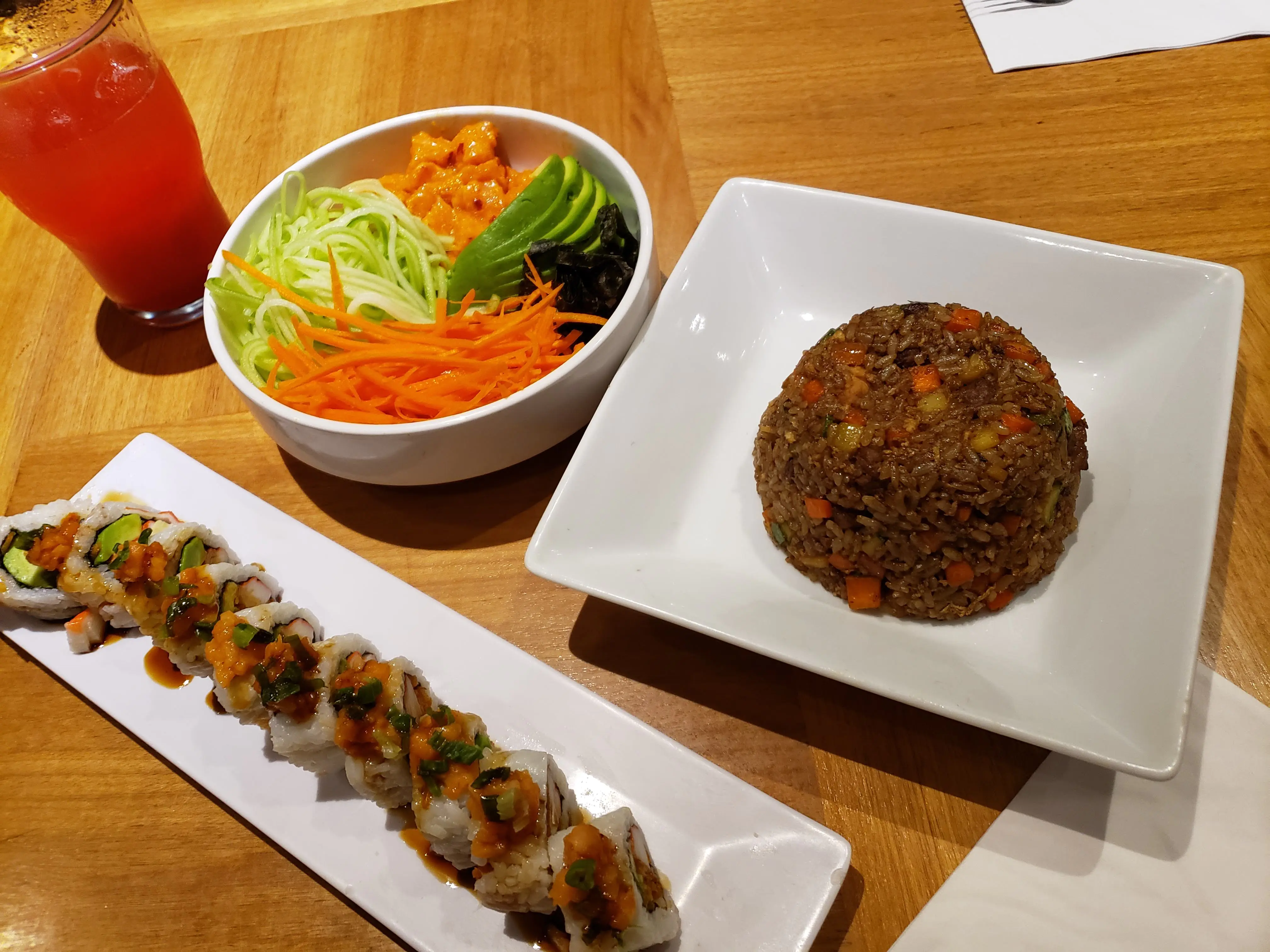 We Roll Sushi image 7