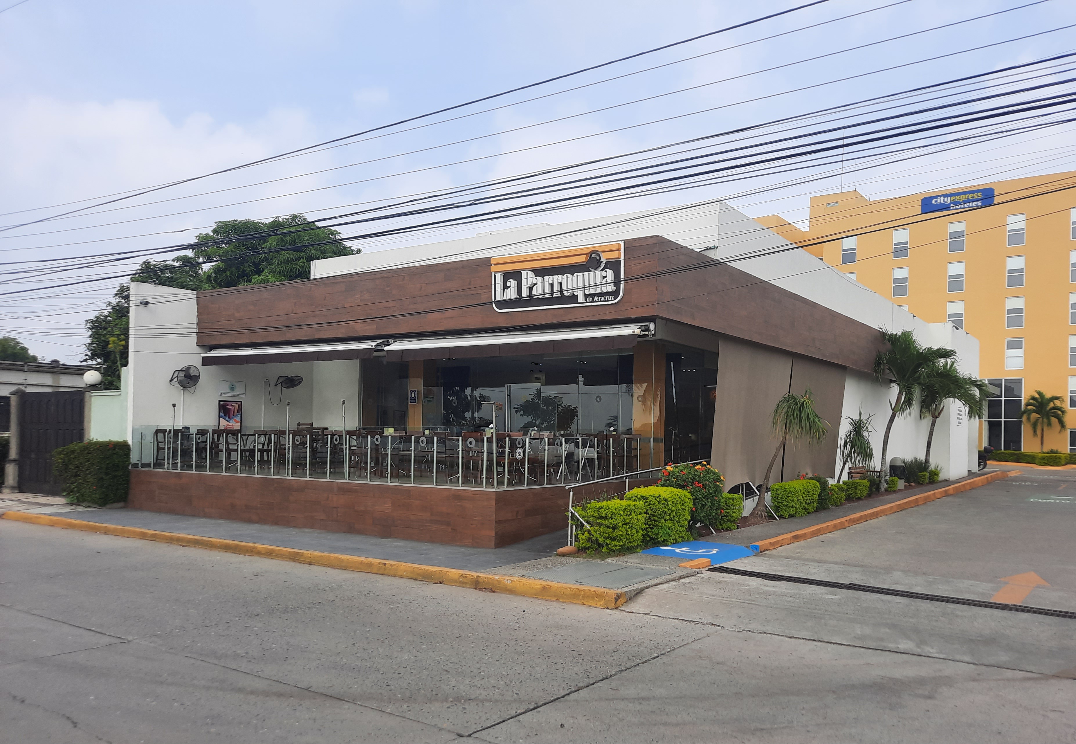 La Parroquia de Veracruz image 8