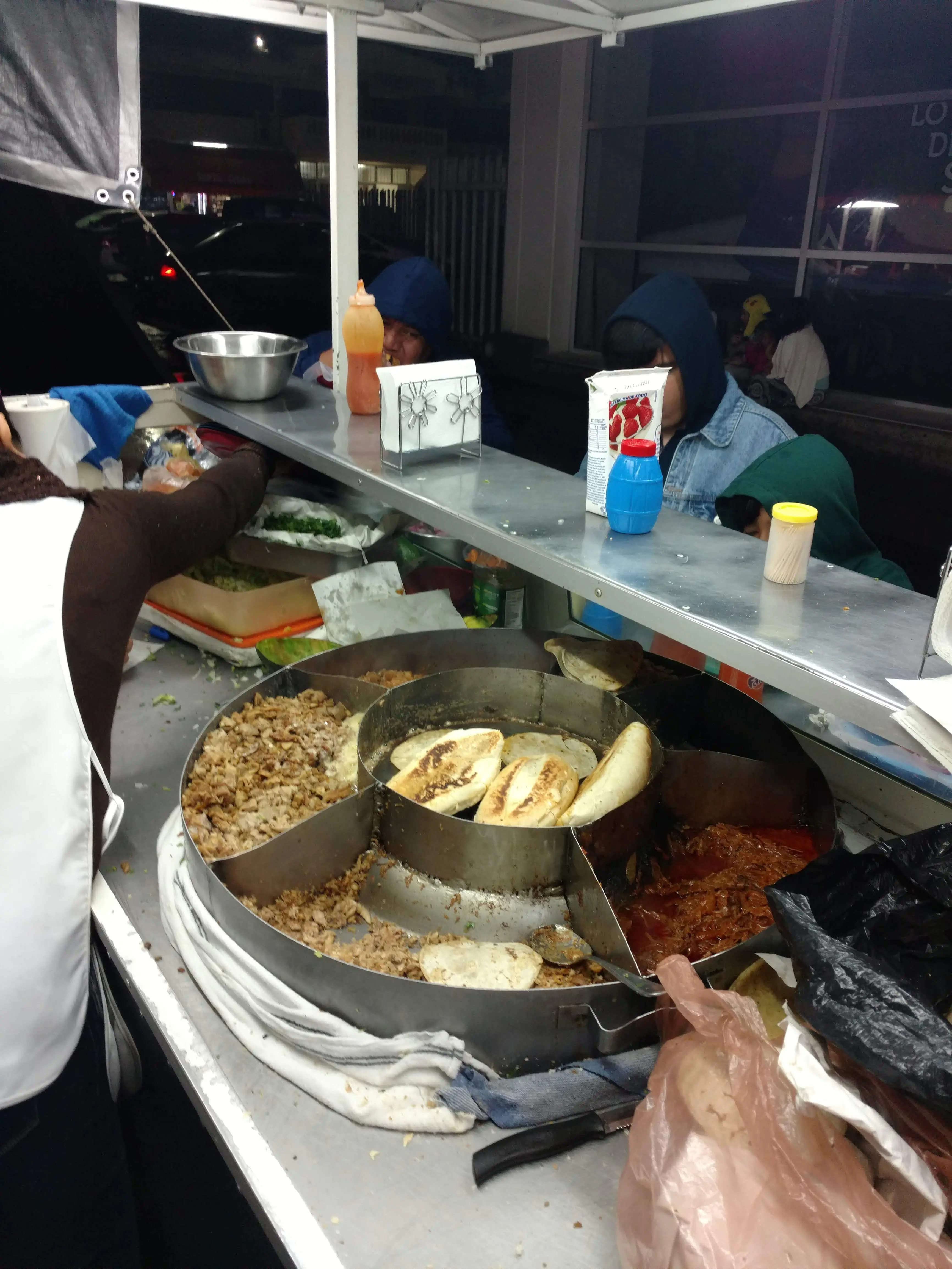 Taqueria "EL AGUILA" image 9