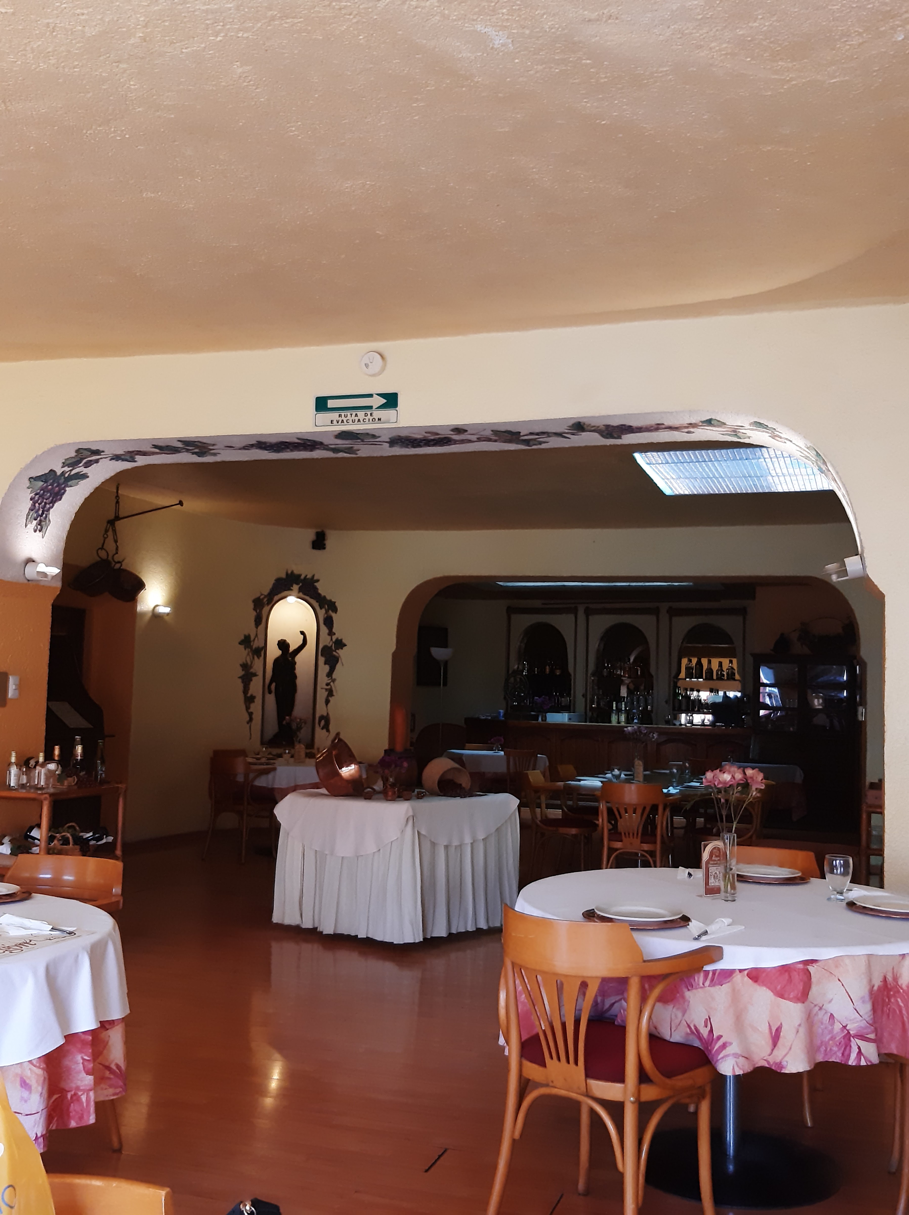 Restaurante El Bodegón image 1