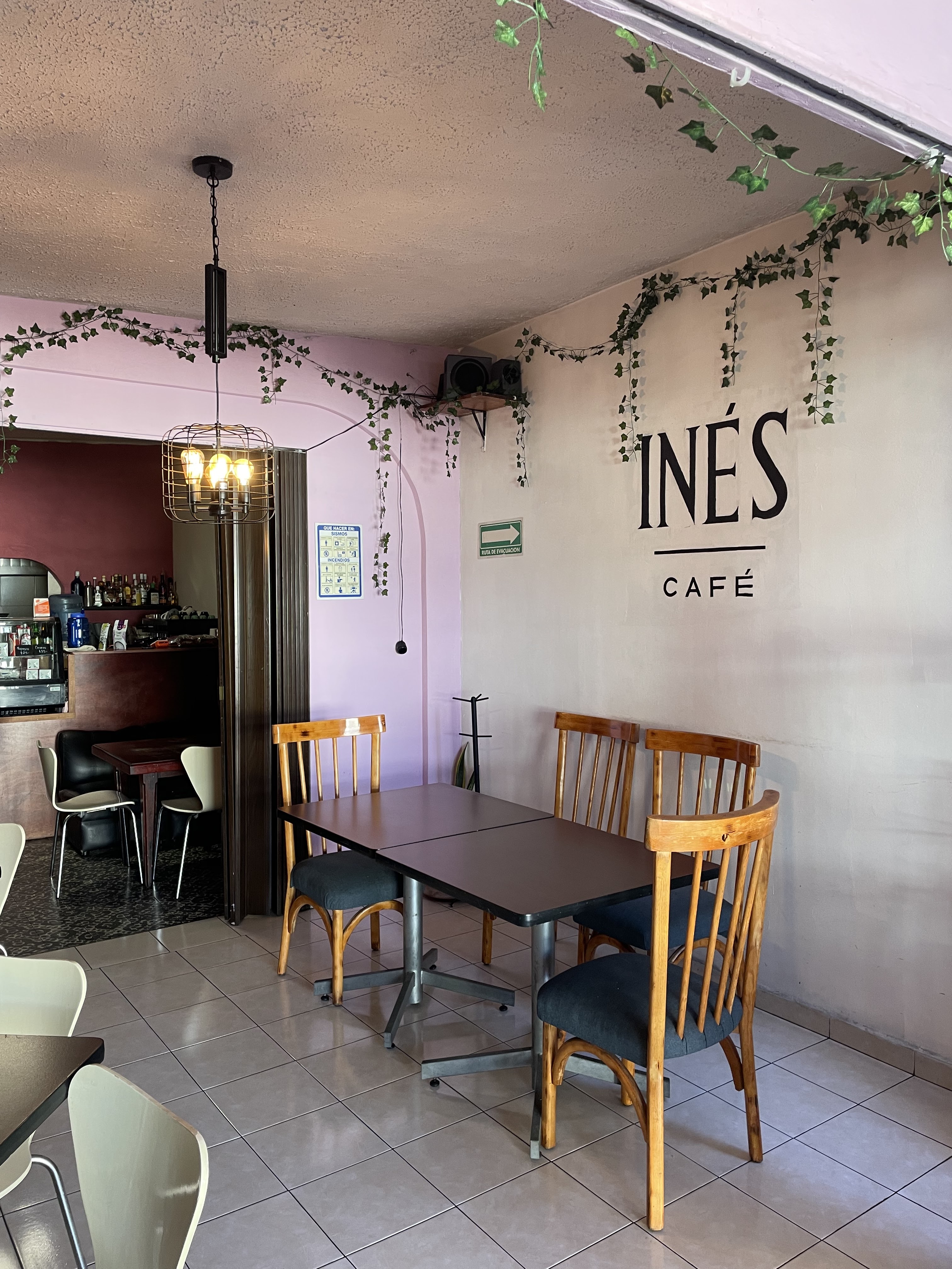 INÉS café image 2