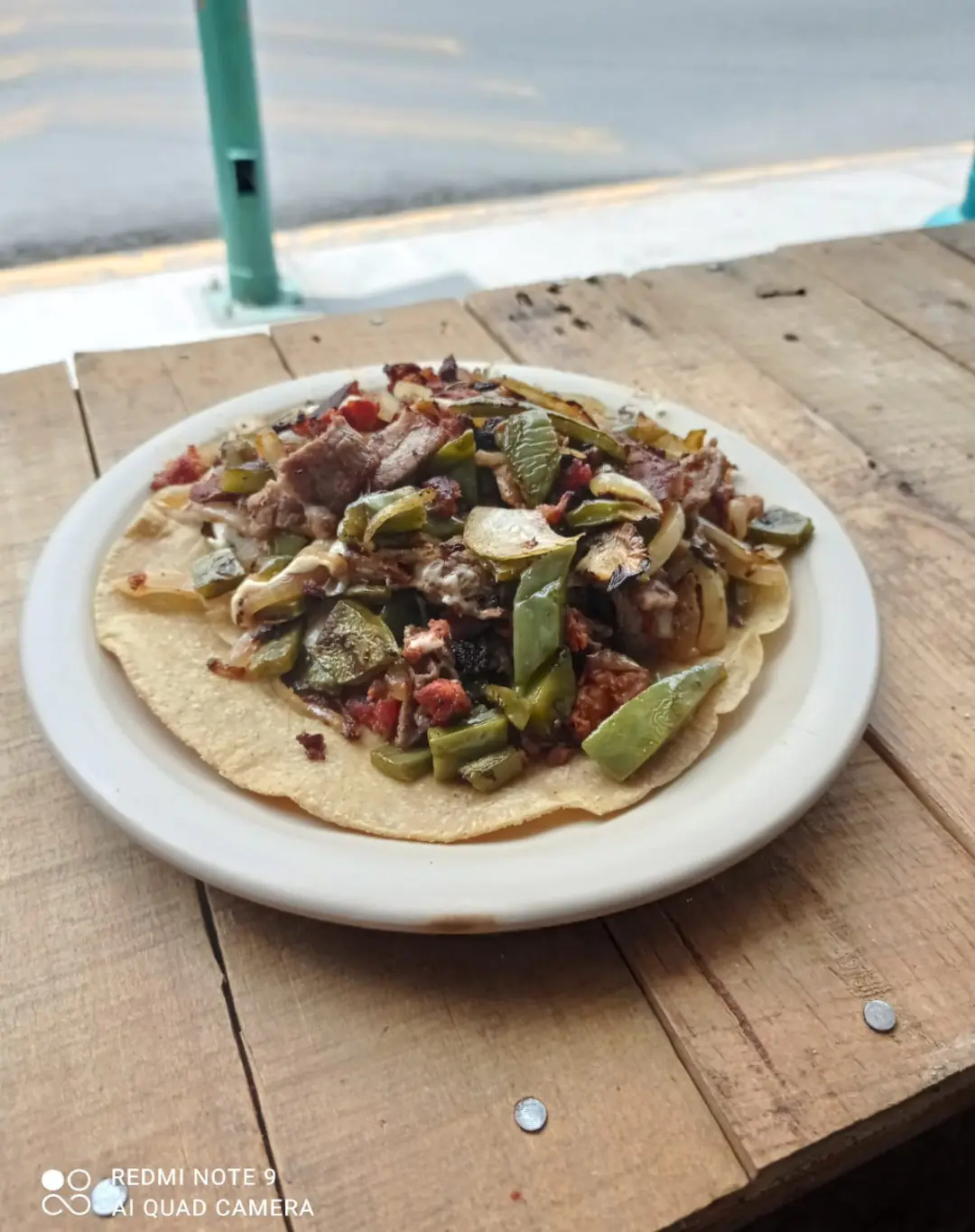 Las Tres Moras Y Una Luna image 2