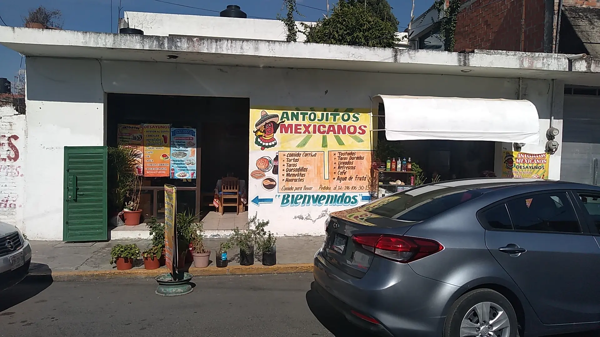 Antojitos Mexicanos image 1