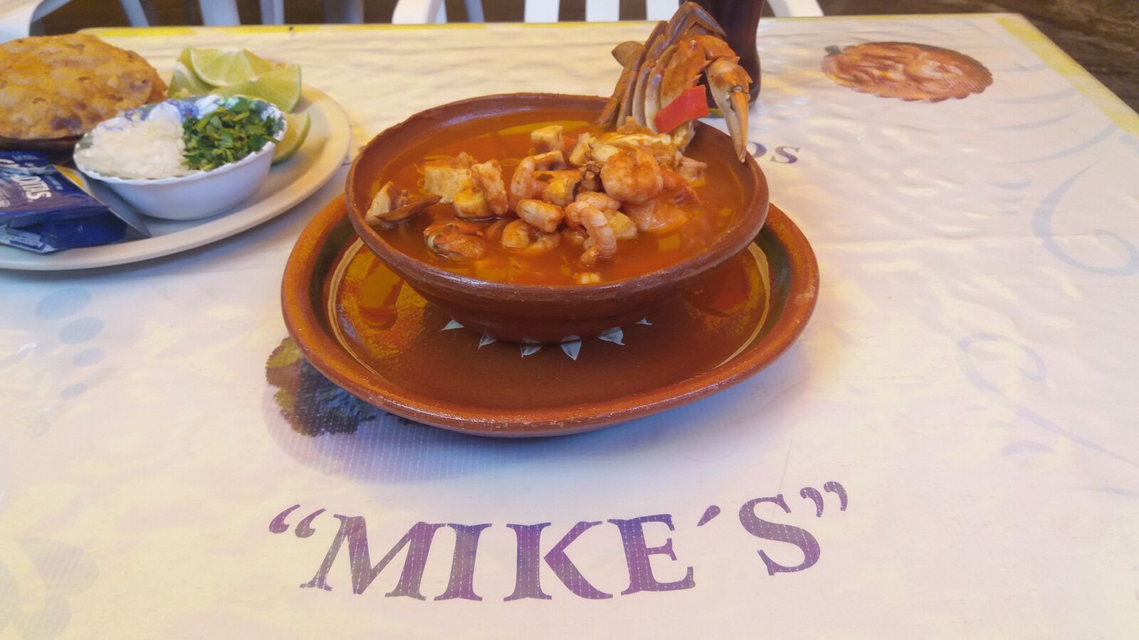 Pescados y Mariscos Mike's image 5
