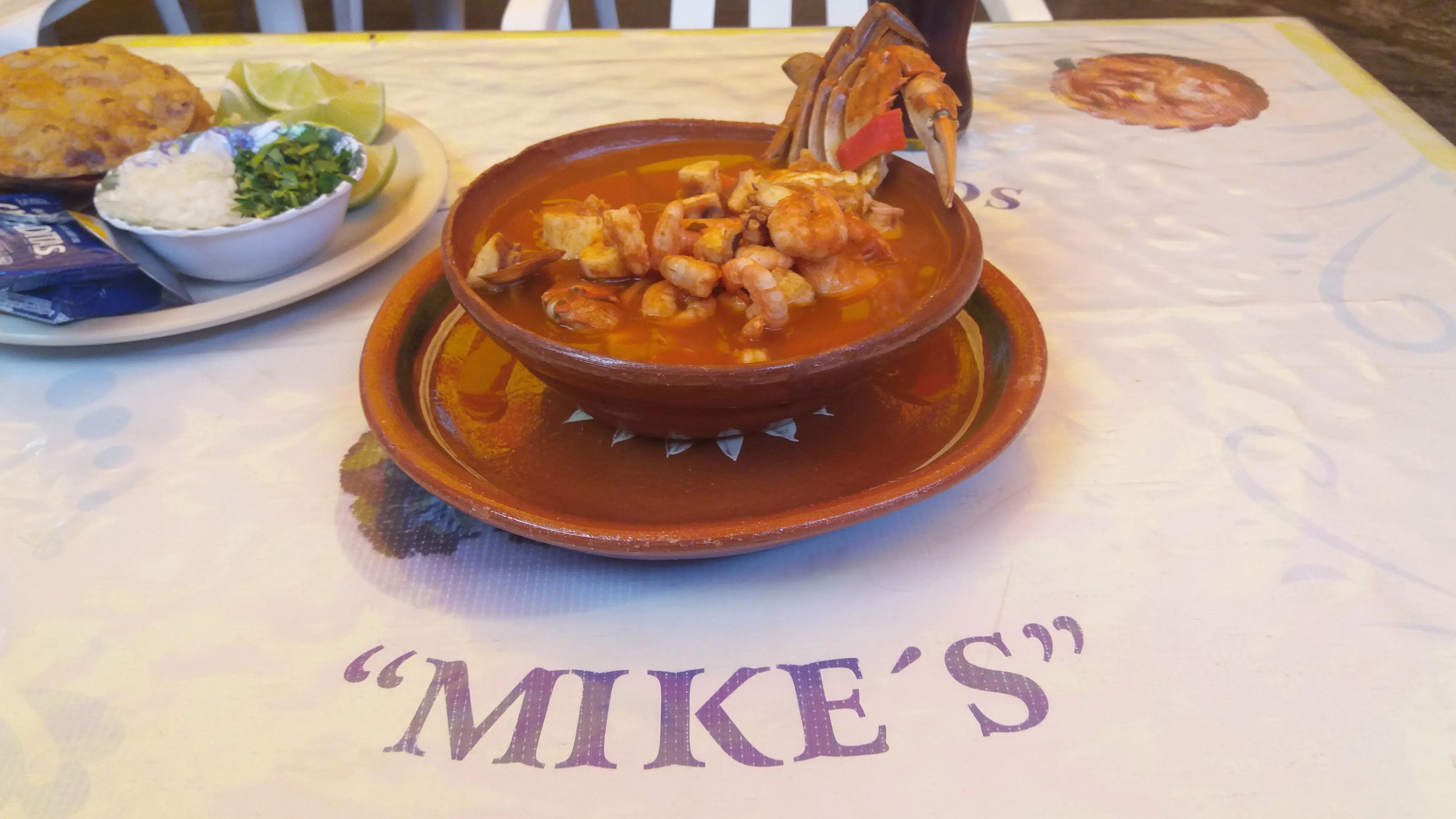 Pescados y Mariscos Mike's image 5