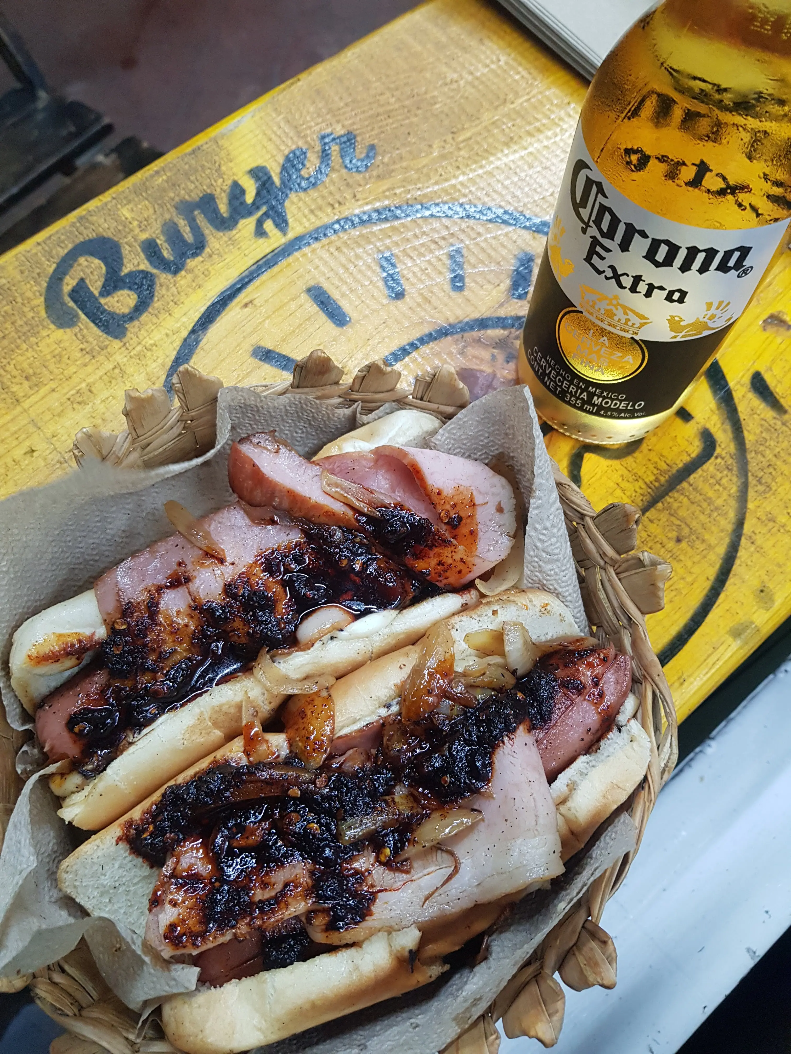 Valentino's Burger image 6