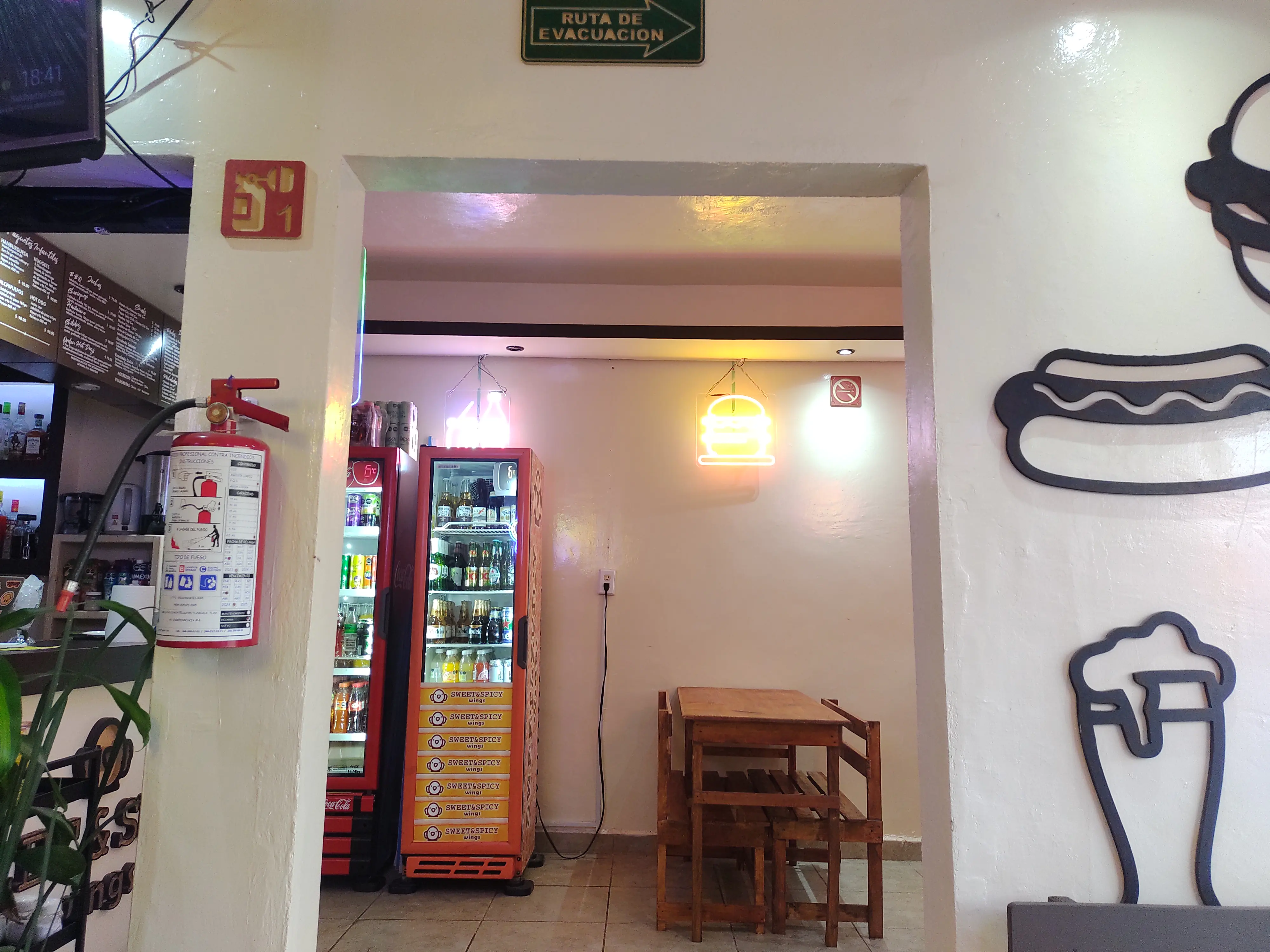 Sweet & Spicy Wings image 3