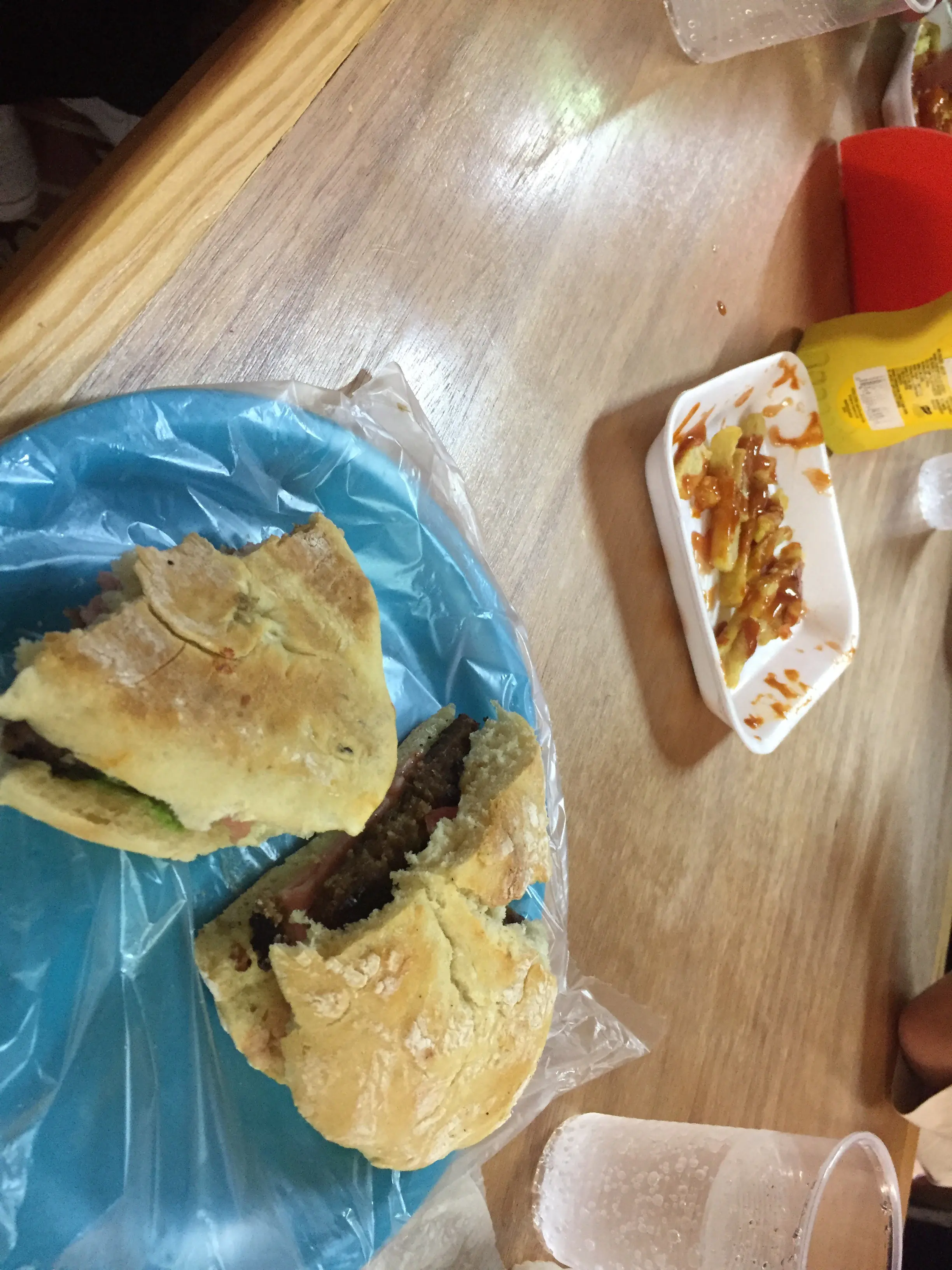 MERAS BURGUER image 3