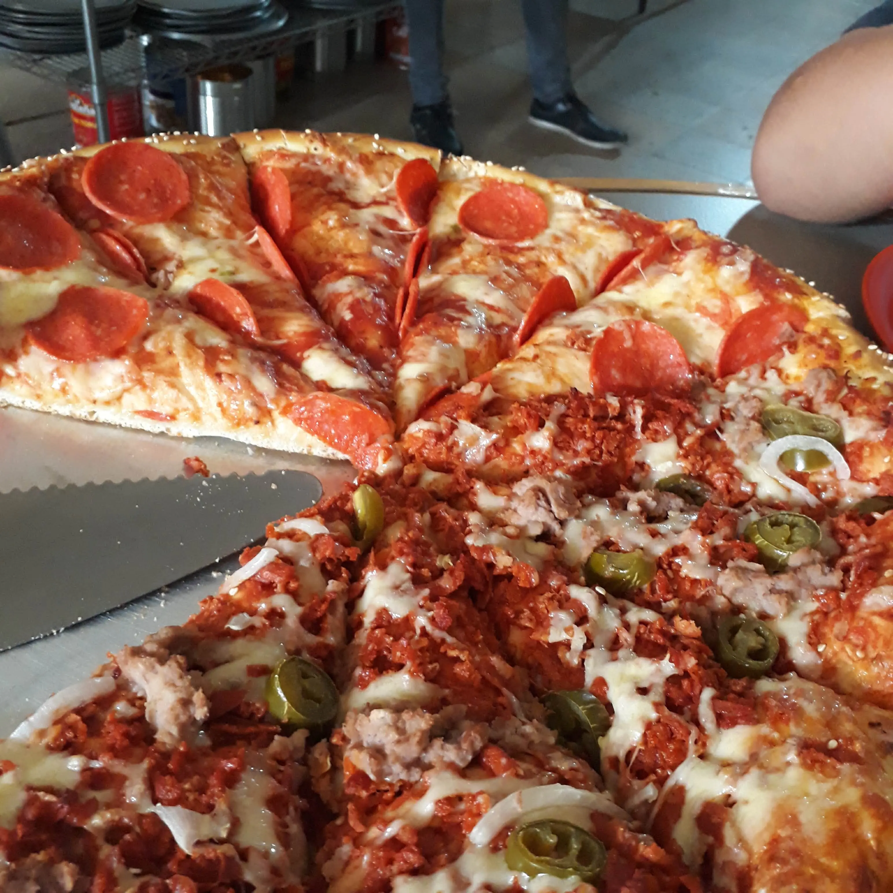 Güero's Pizza image 10