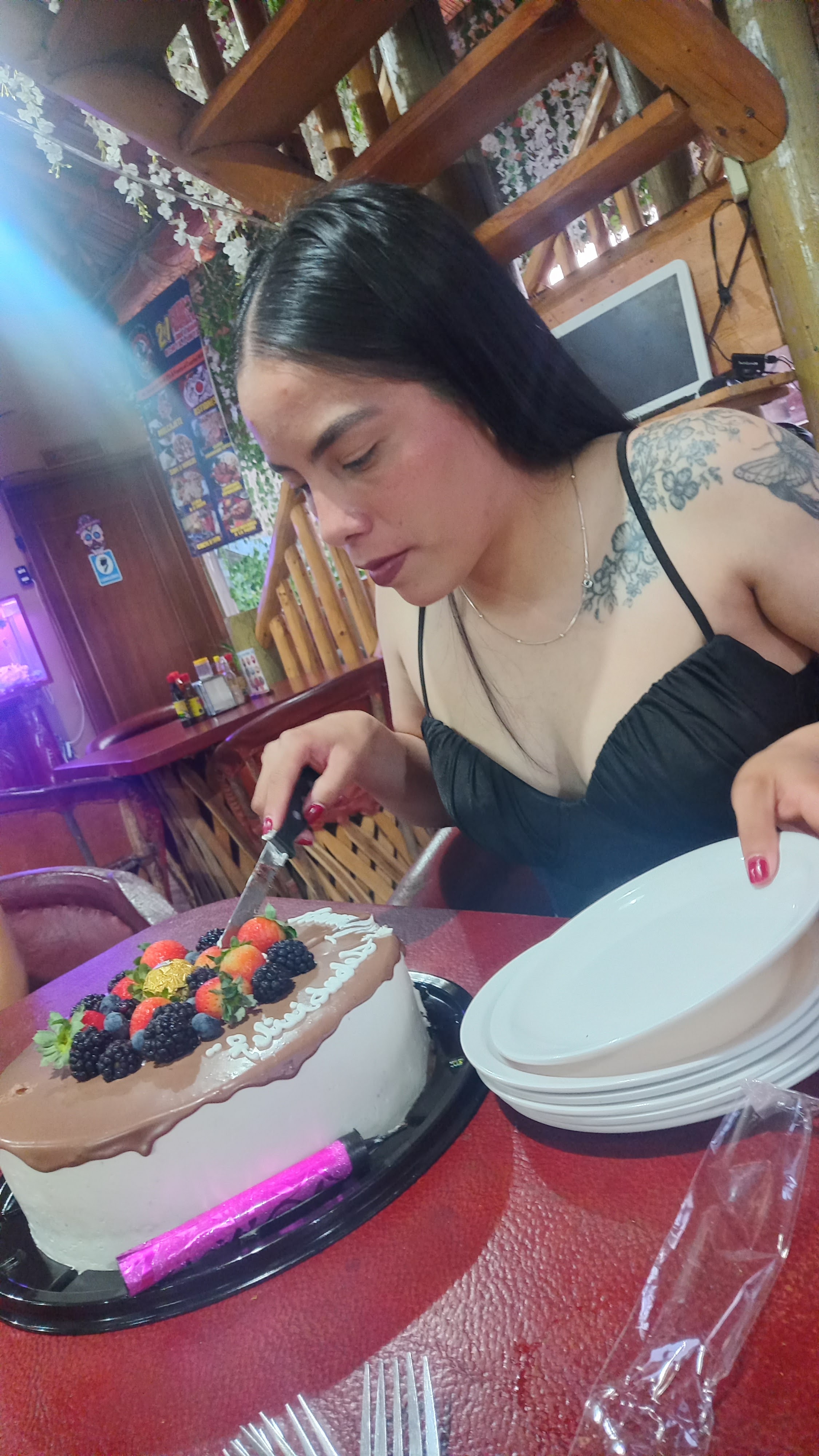 El Rey Del Pollo Siempre Feliz image 10