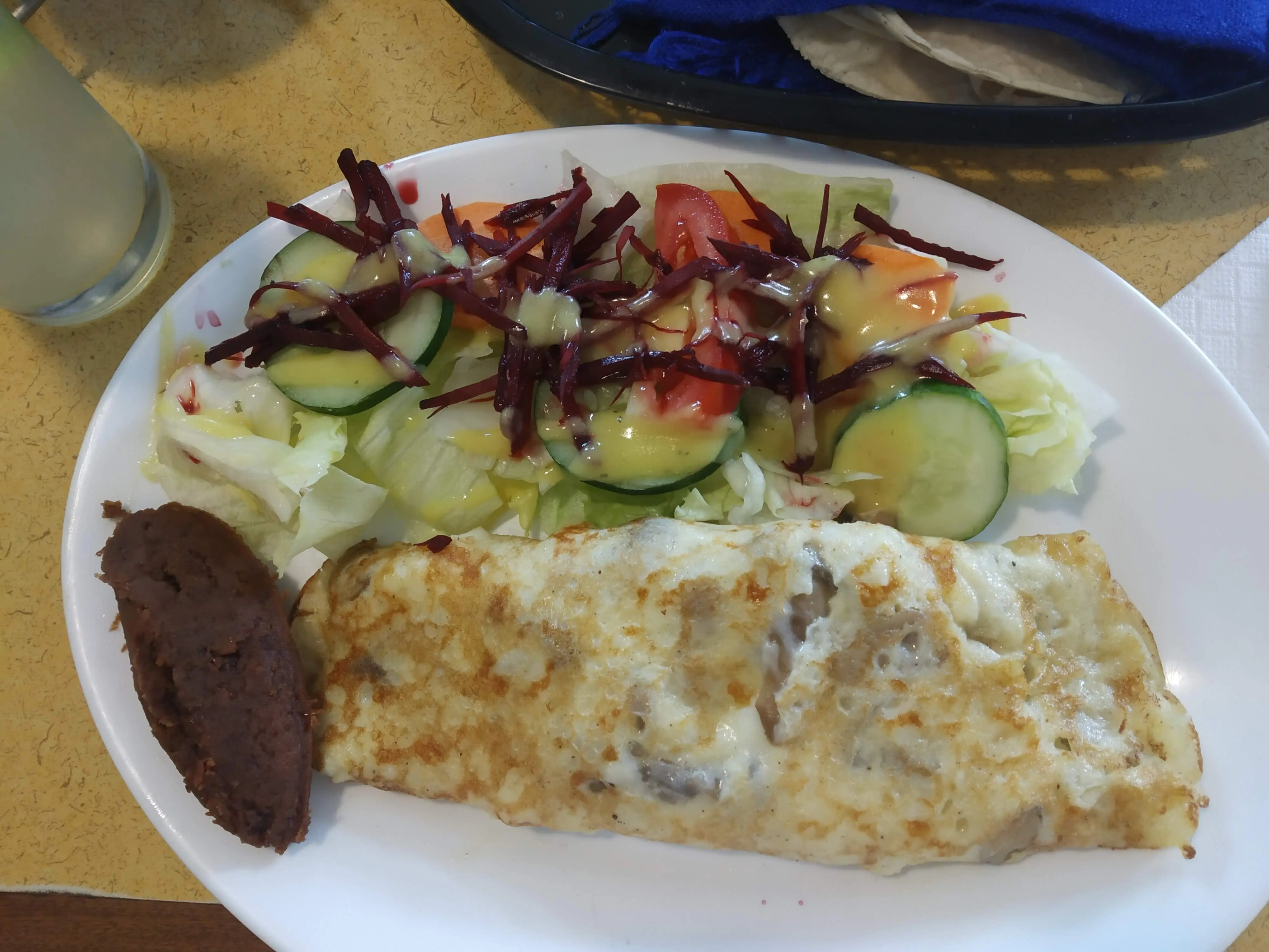 Restaurant La Posta OCOTLAN JALISCO image 3