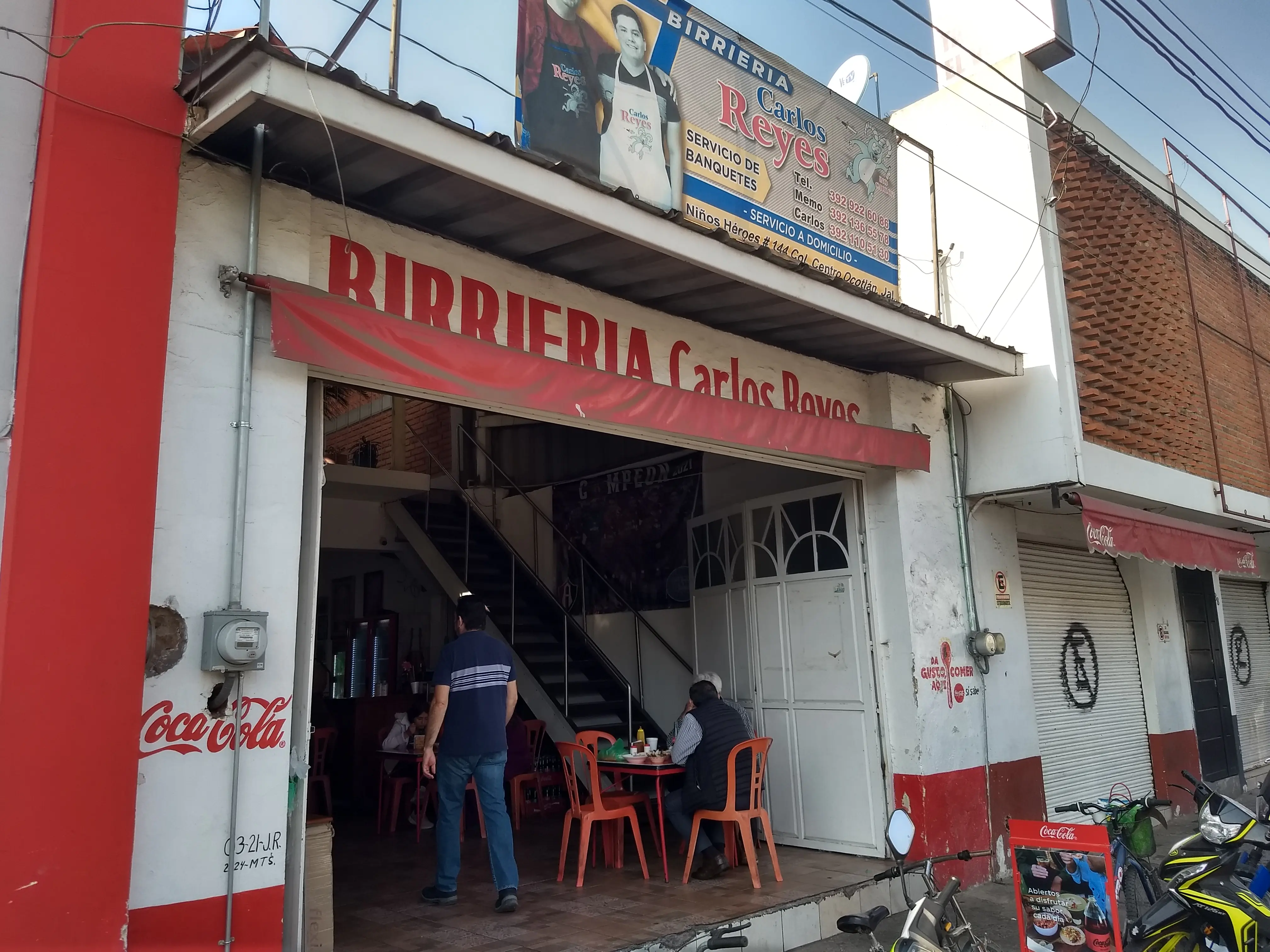 BIRRIA CARLOS REYES image 6