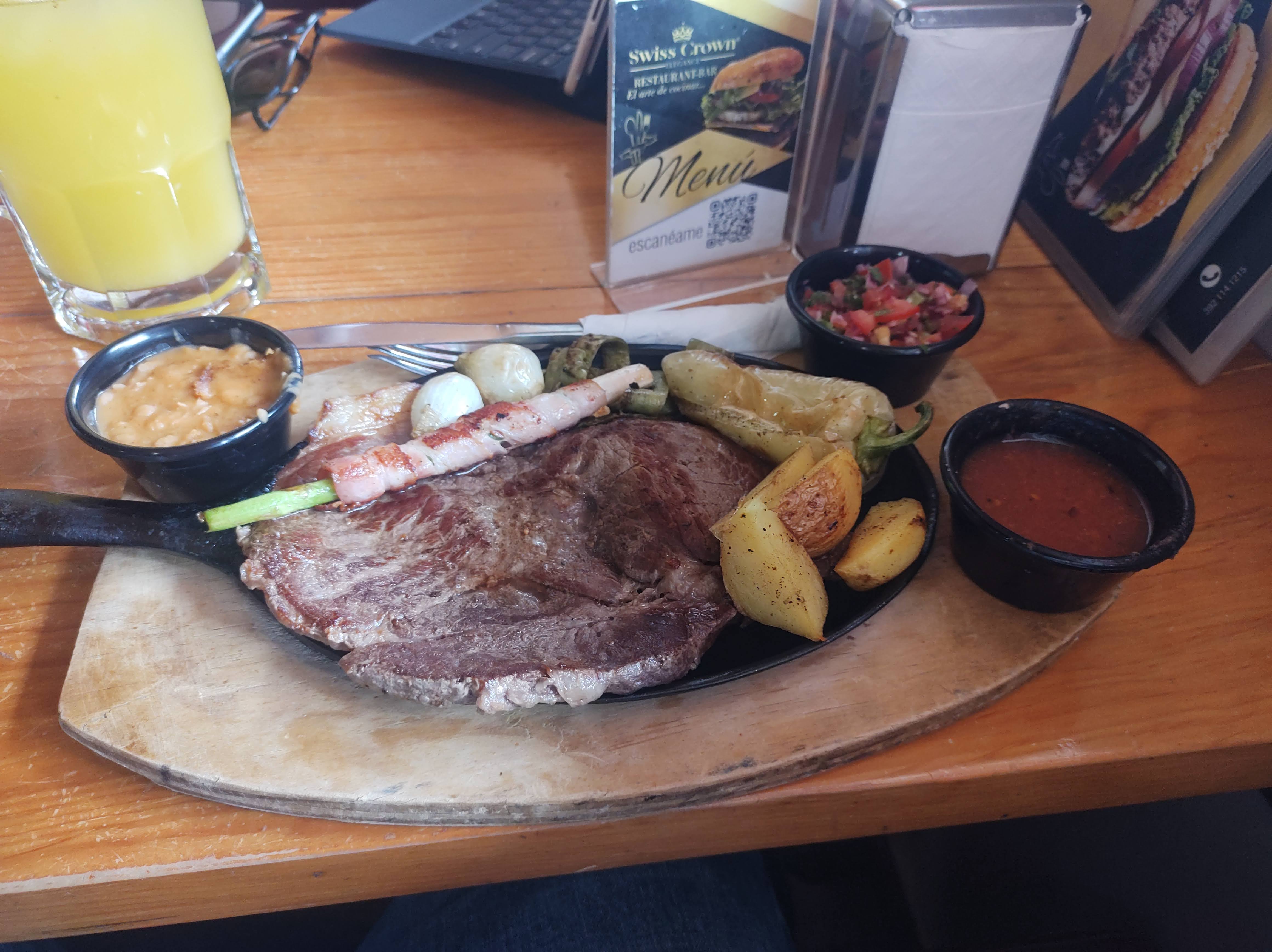 Restaurant-Bar Swiss Crown image 8