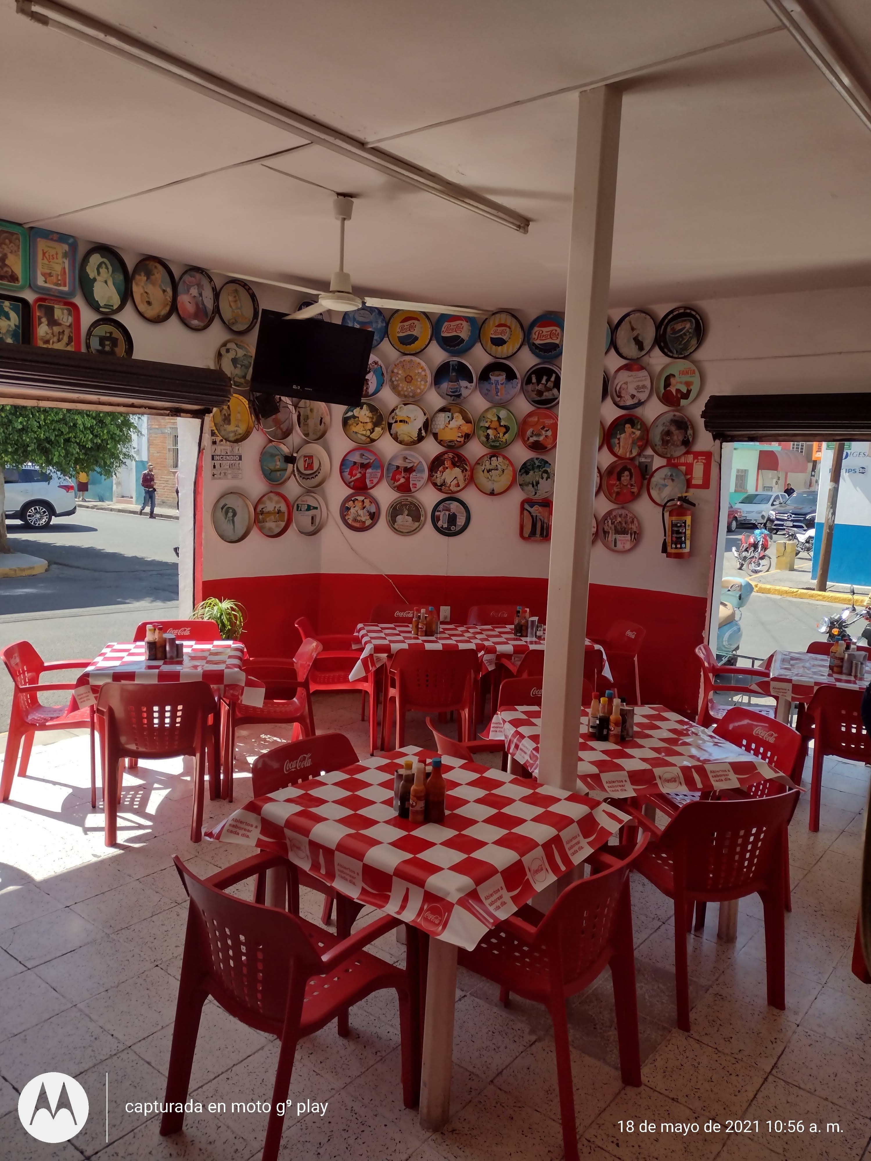 Mariscos Loma Larga image 1