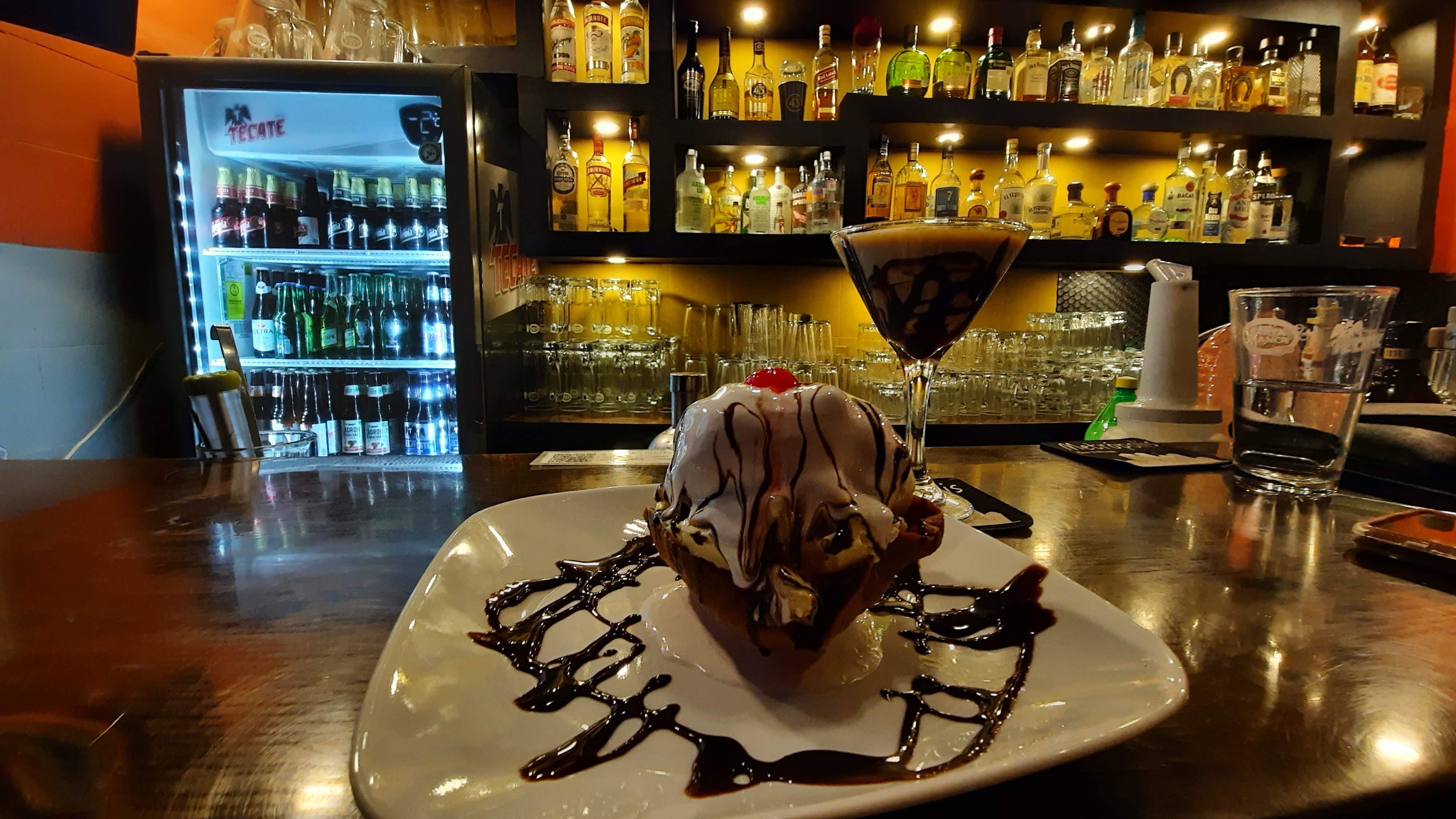 Metropolis Beer & Wings image 8