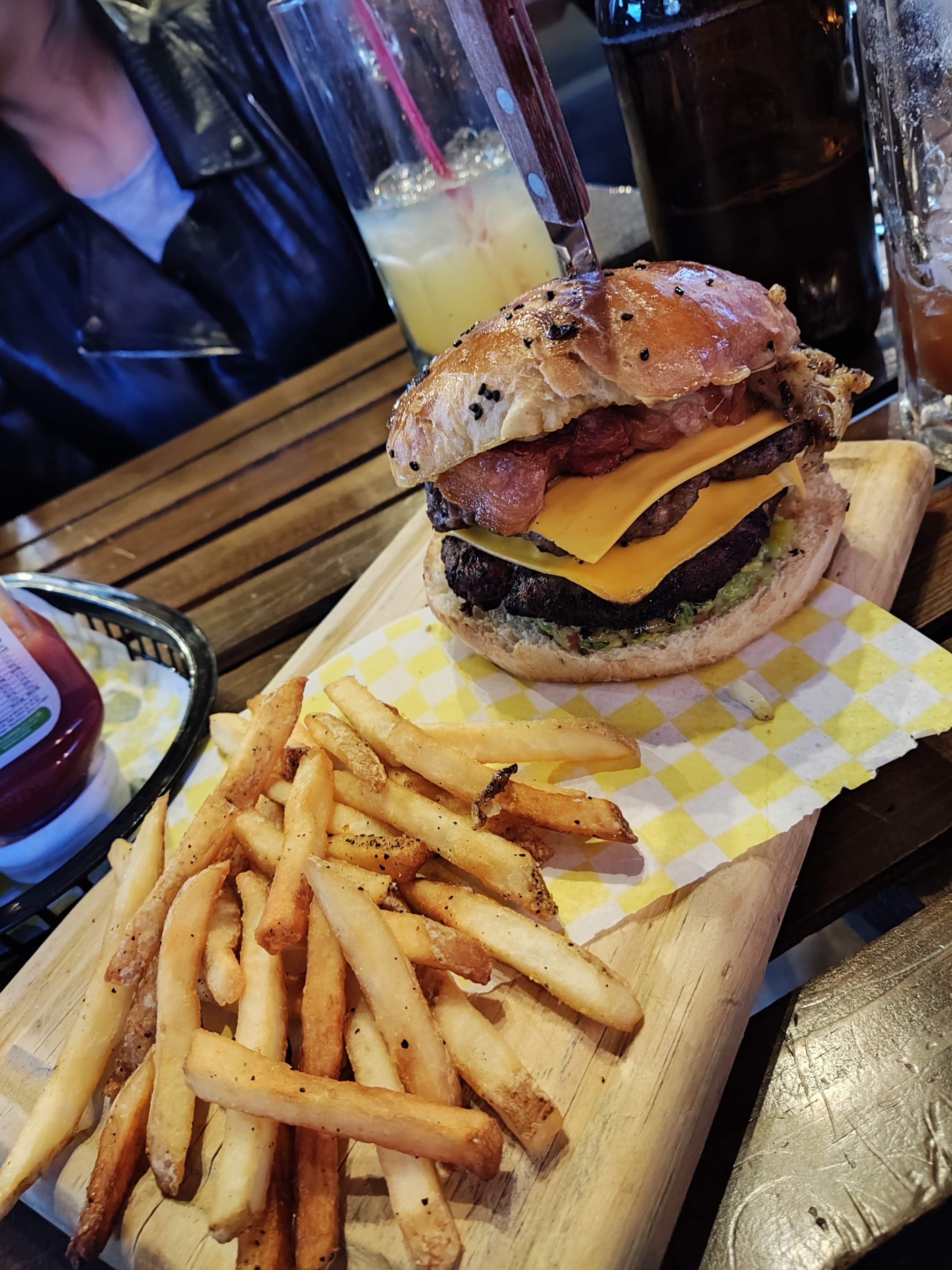 El padrino grill wings & beer image 2