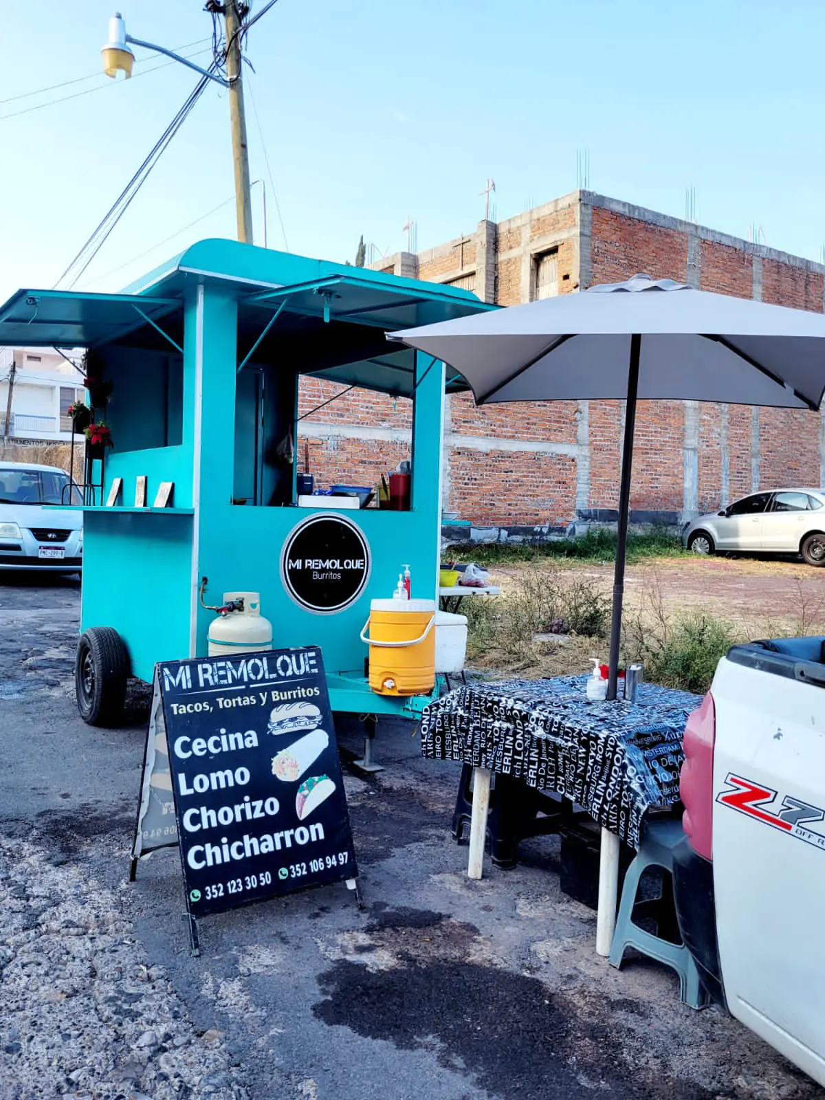 Mi Remolque, Burritos image 3