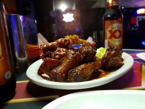 Wings "N" Beer image 6