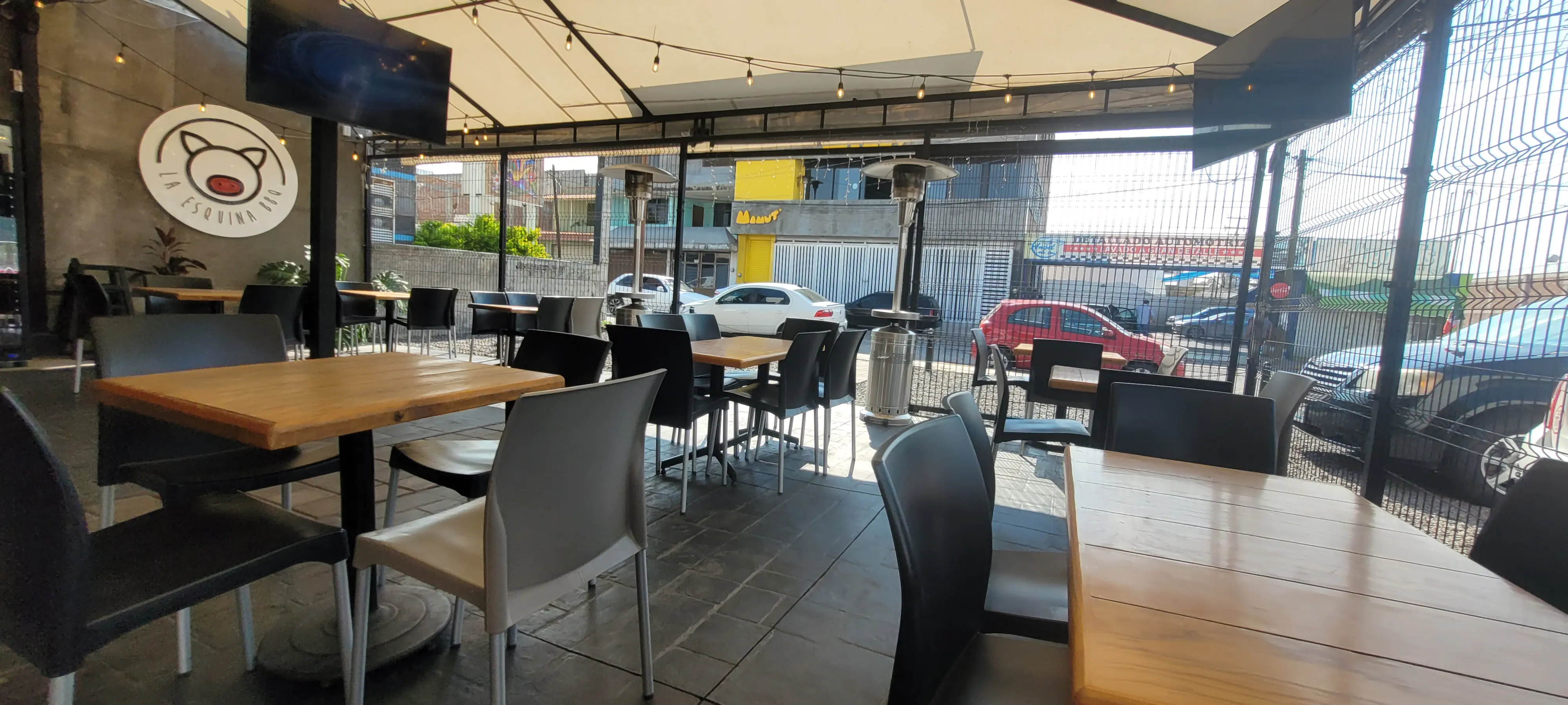 La Esquina BBQ image 8