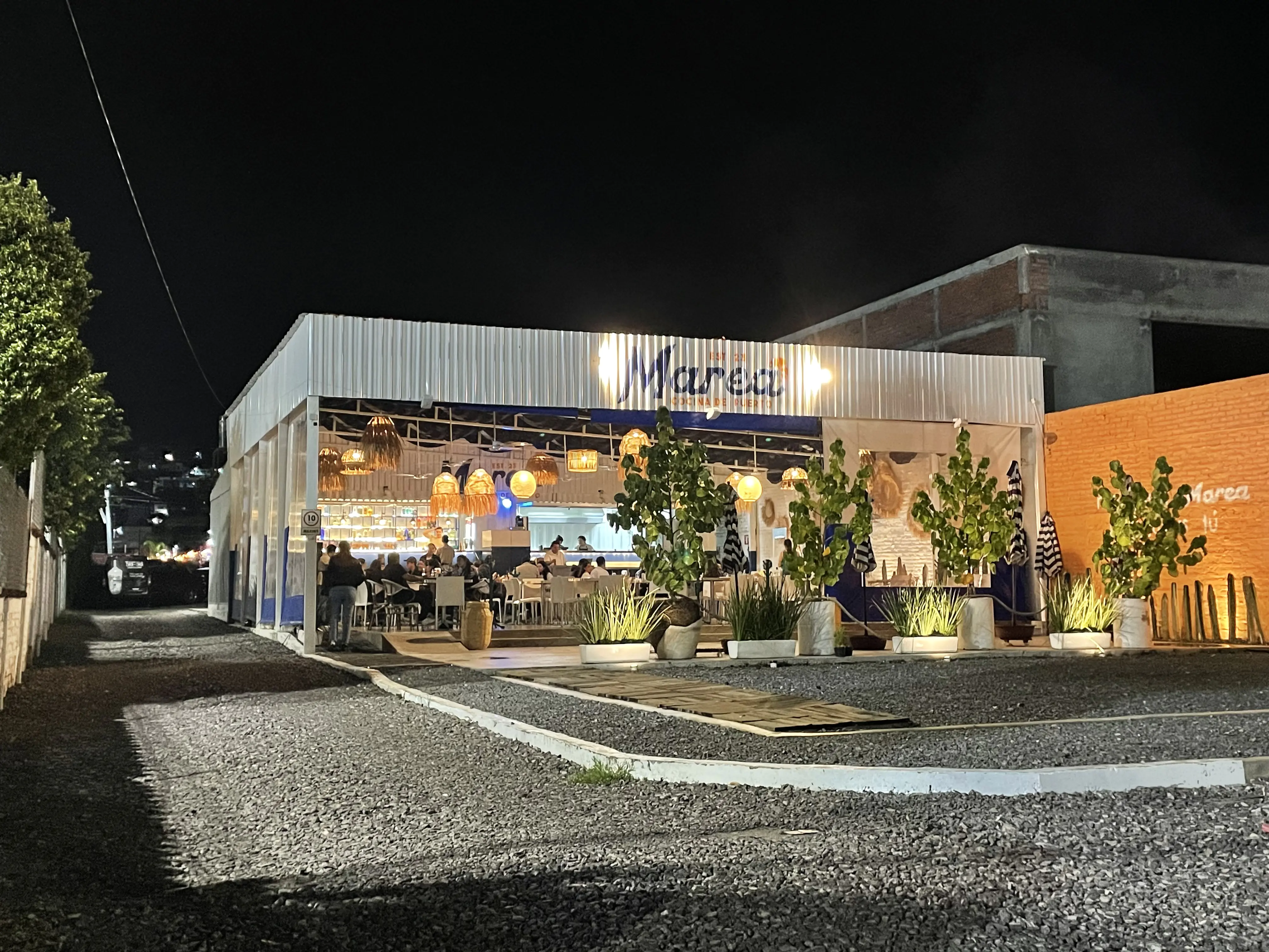 Marea cocina de puerto Restaurante image 7