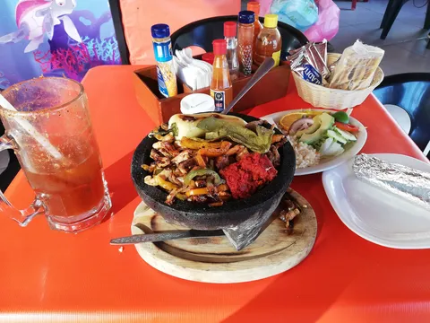 Mariscos Trino image 2