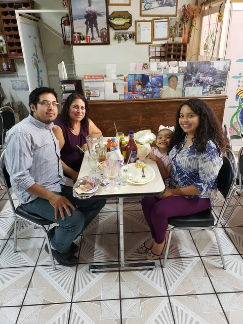 Mariscos El Feo image 7