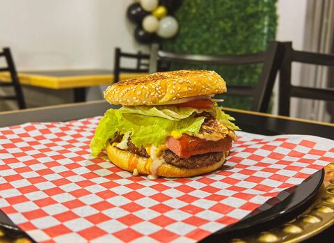 Big Burger image 2