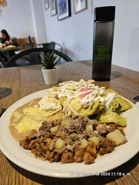 Café Plaza image 3