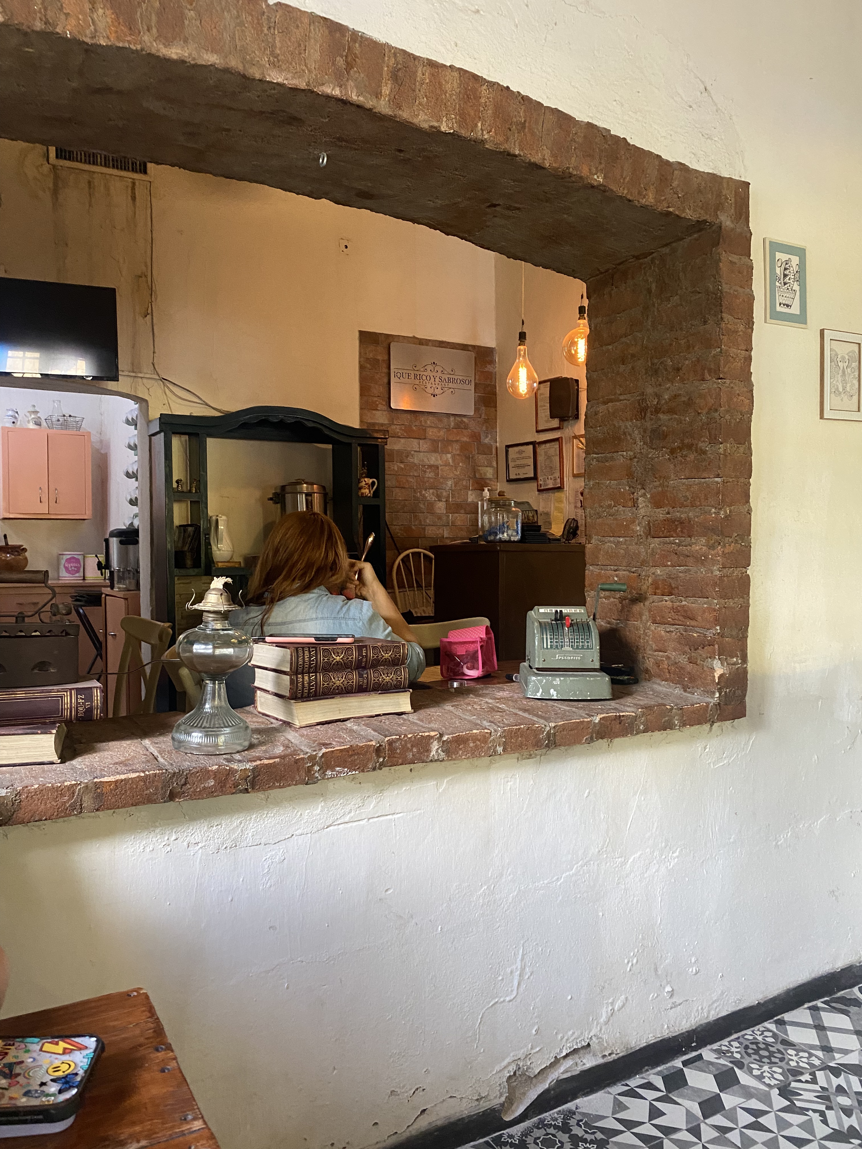 Que Rico Y Sabroso image 1