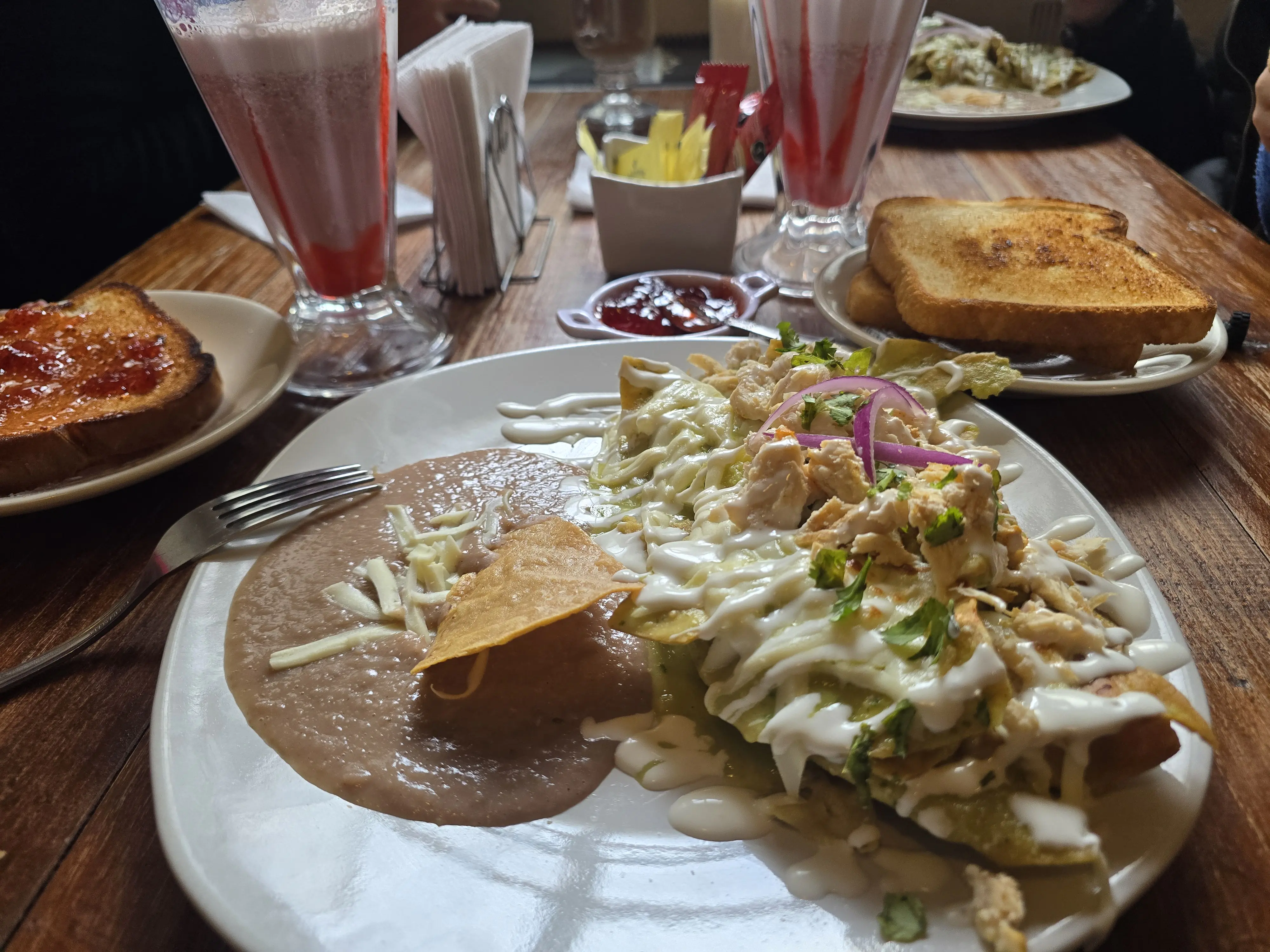 Que Rico Y Sabroso image 3