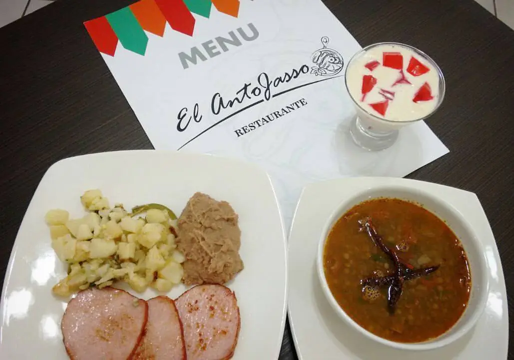 Antojasso Restaurante image 10