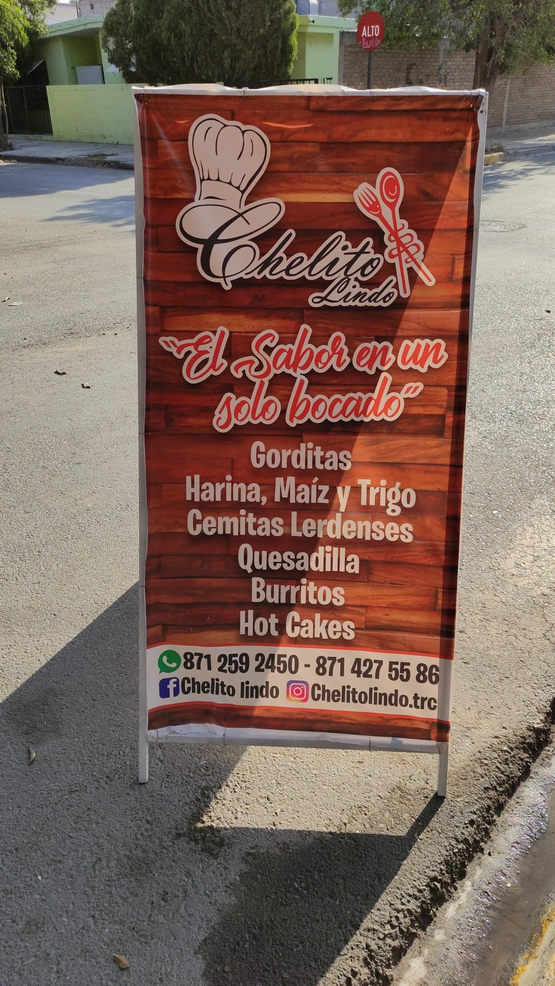 Chelito Lindo image 4